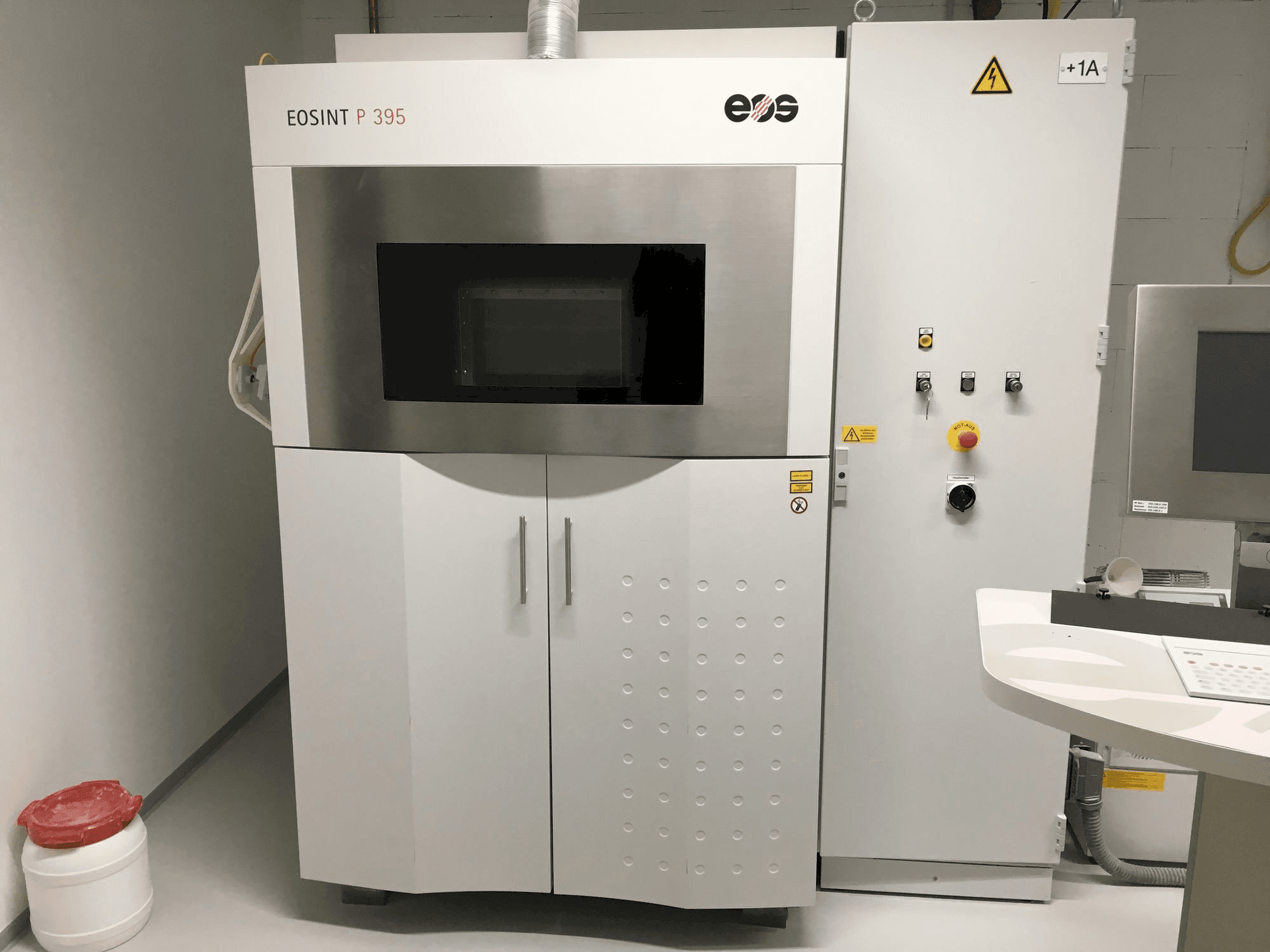 Masina EOS EOSINT P 395 eestvaade