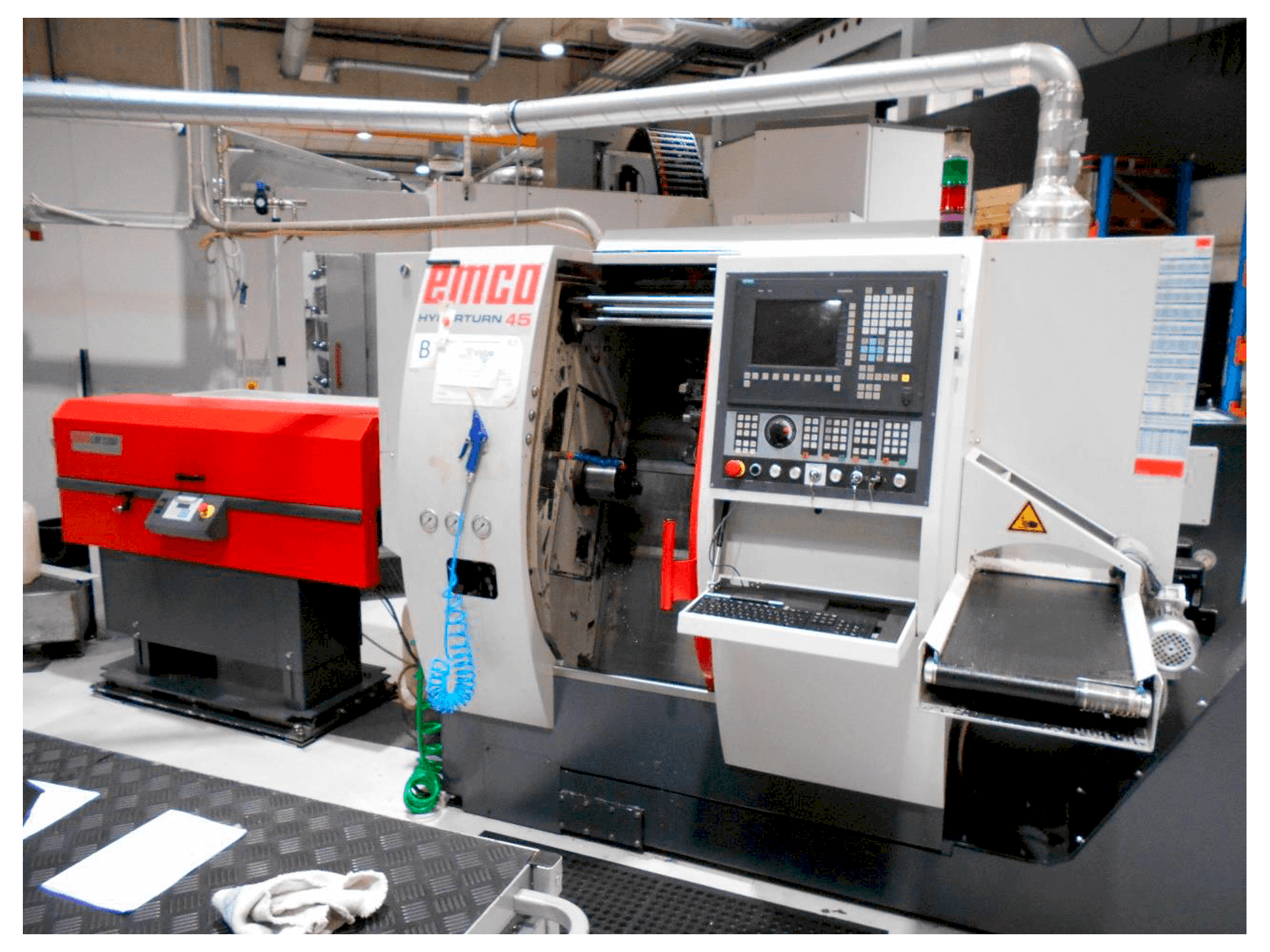 Masina EMCO Hyperturn 45 eestvaade