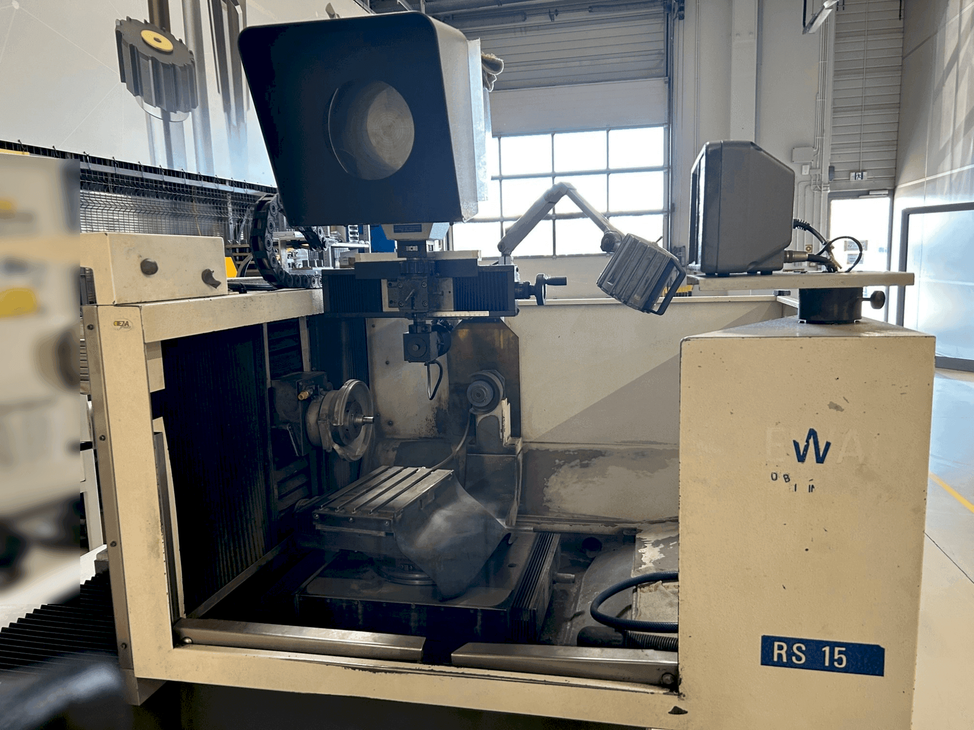 Masina EWAG RS 15 eestvaade