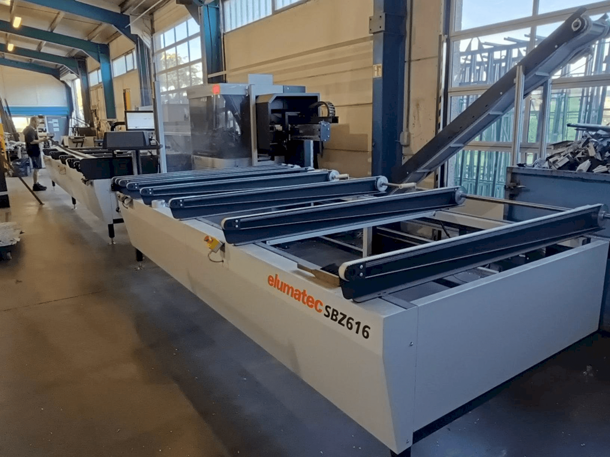 Masina Elumatec SBZ 616/02 eestvaade
