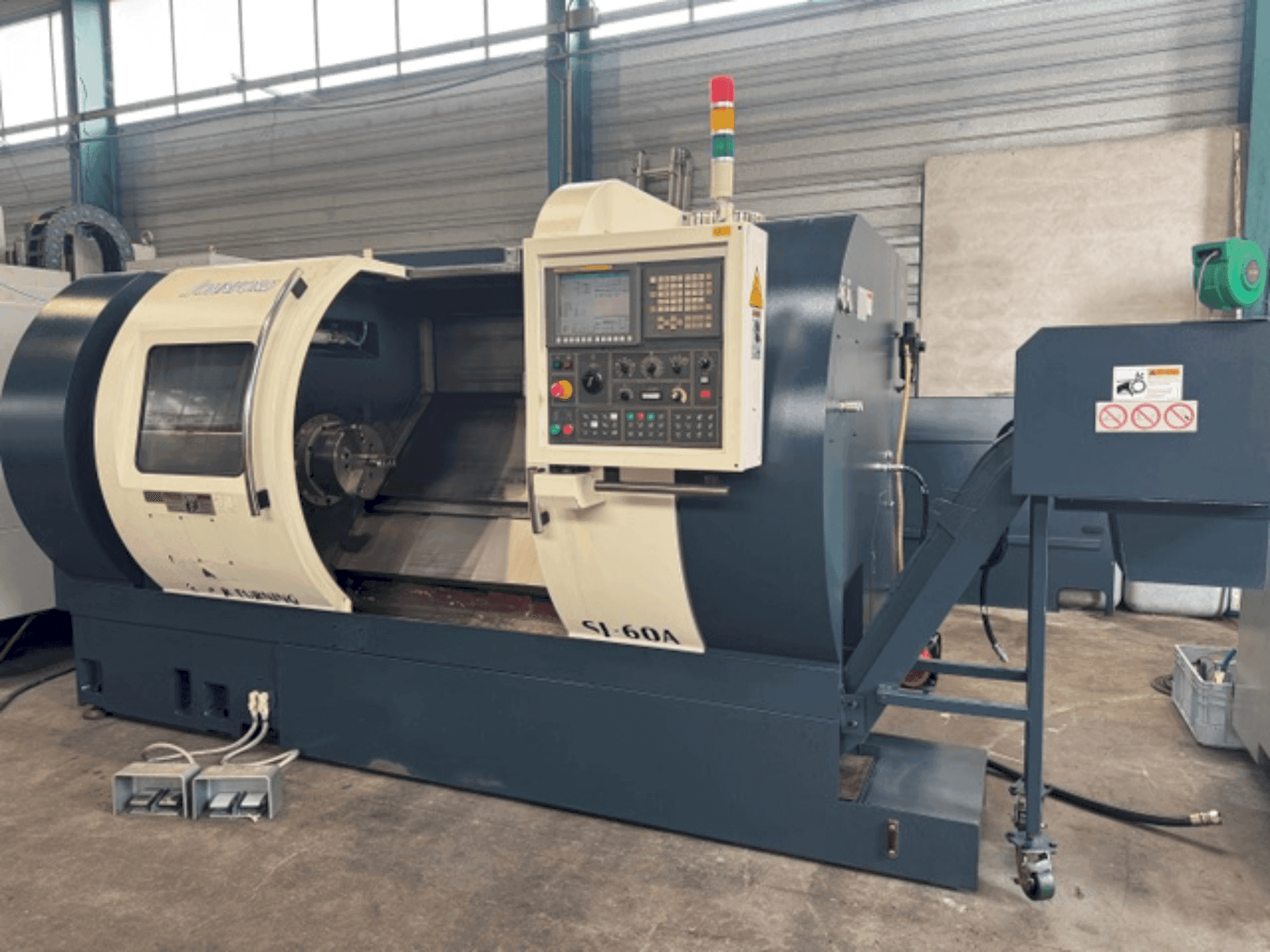 Masina Johnford SL 60A CS eestvaade