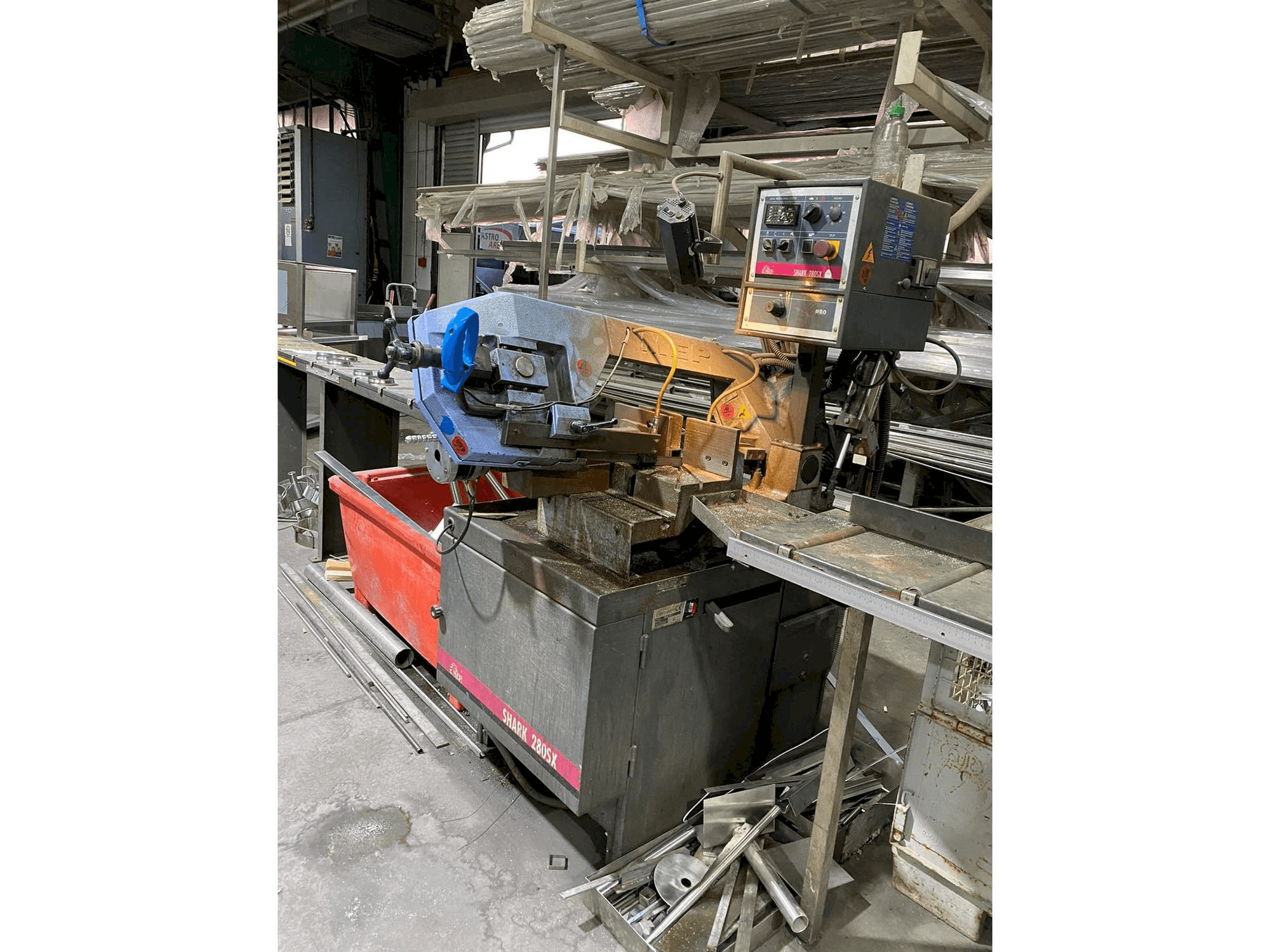 Masina Nisshinbo MAP-750 eestvaade