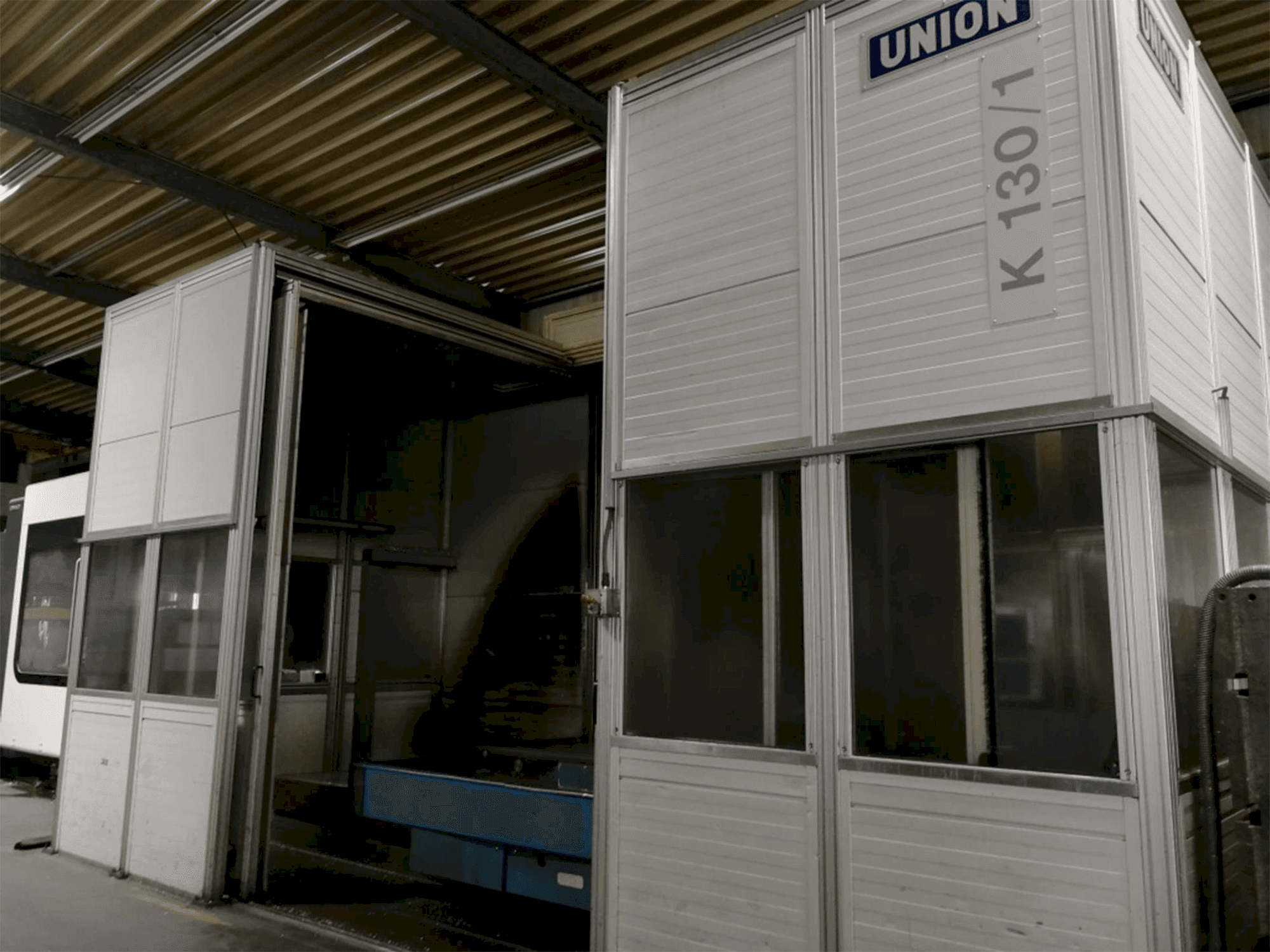 Masina UNION K 130 TNC 530 eestvaade