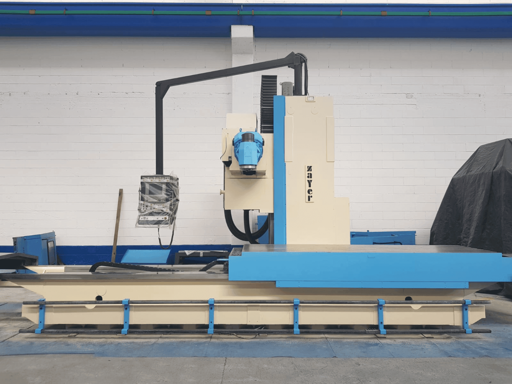 Masina Zayer 30KF 3000 eestvaade