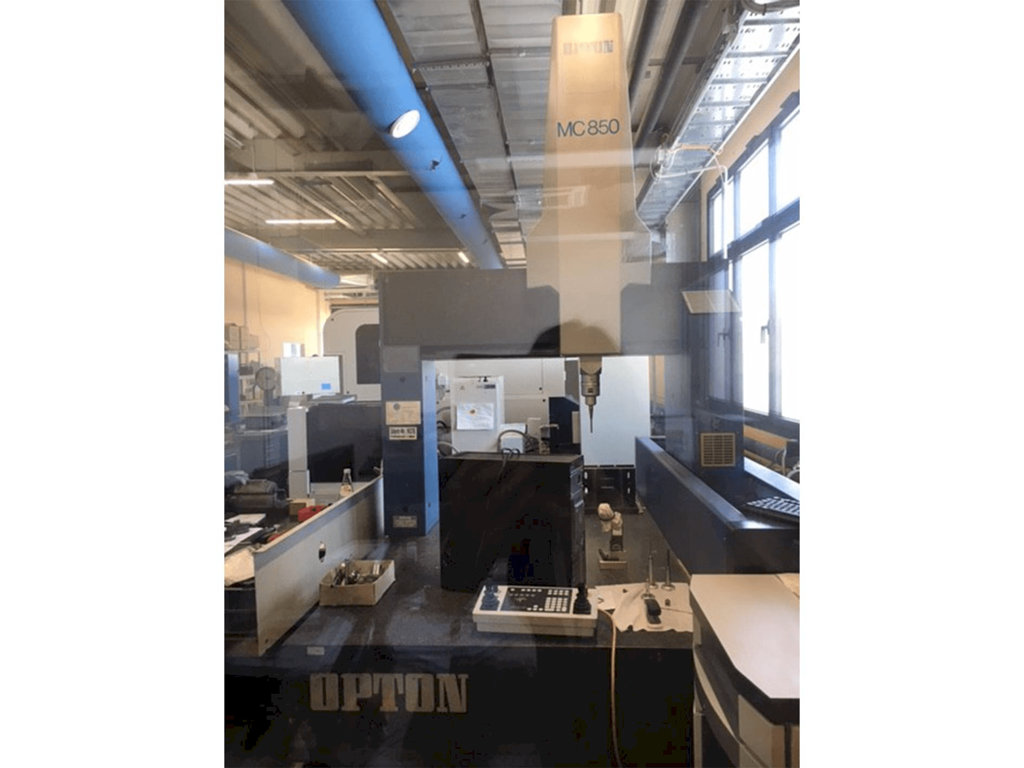 Masina ZEISS Opton MC 850 eestvaade