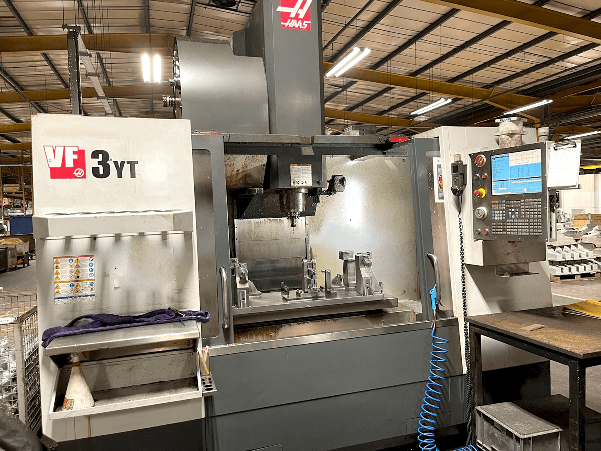 Masina HAAS VF-3YT/50 eestvaade