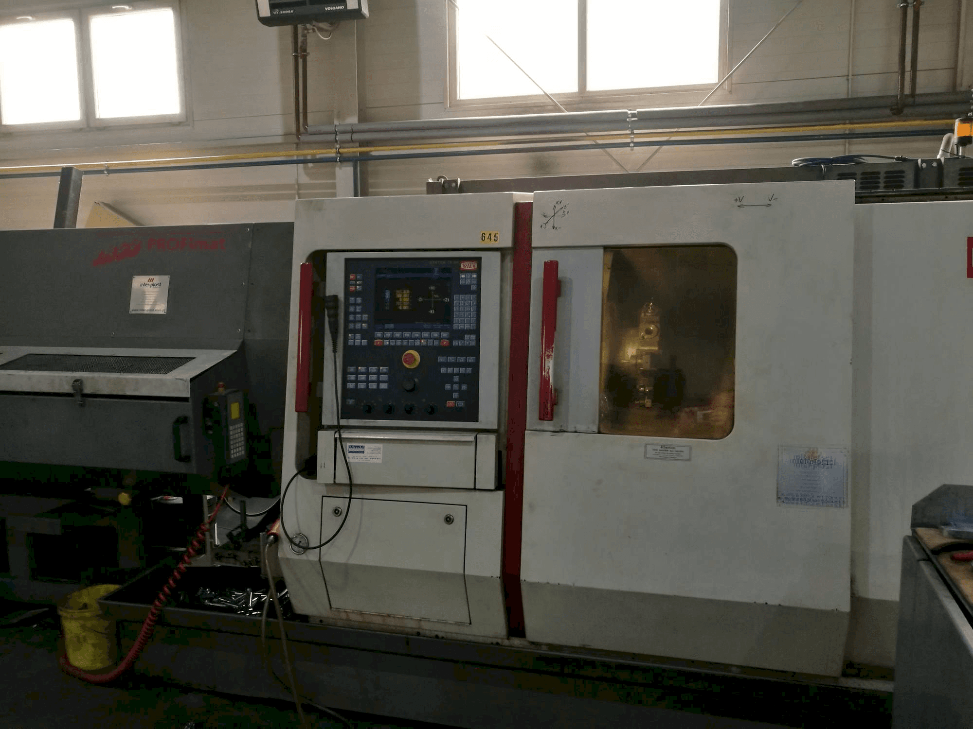 Masina TRAUB TNC 42/65 eestvaade