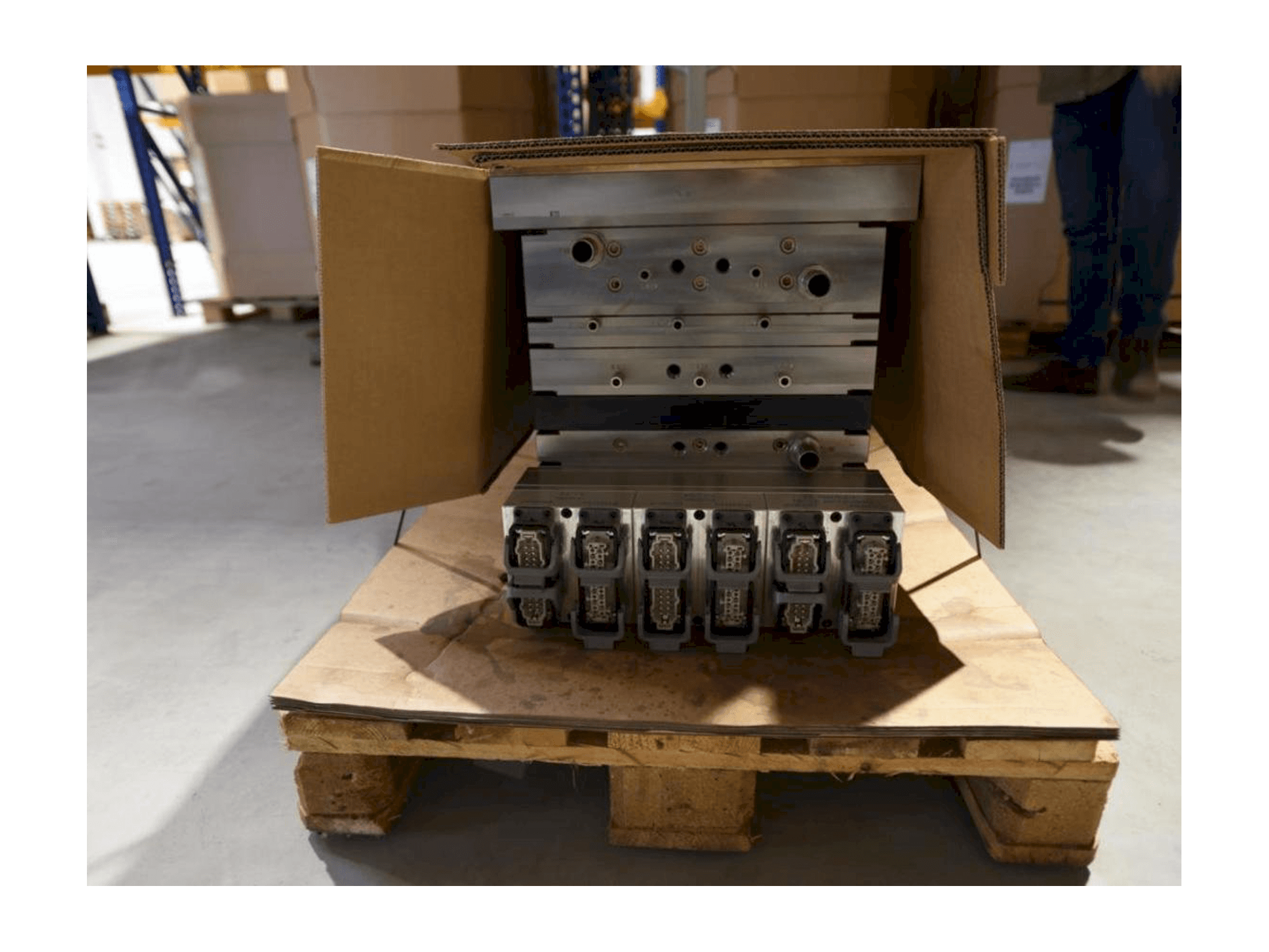 Masina HTW PCO 1810 eestvaade