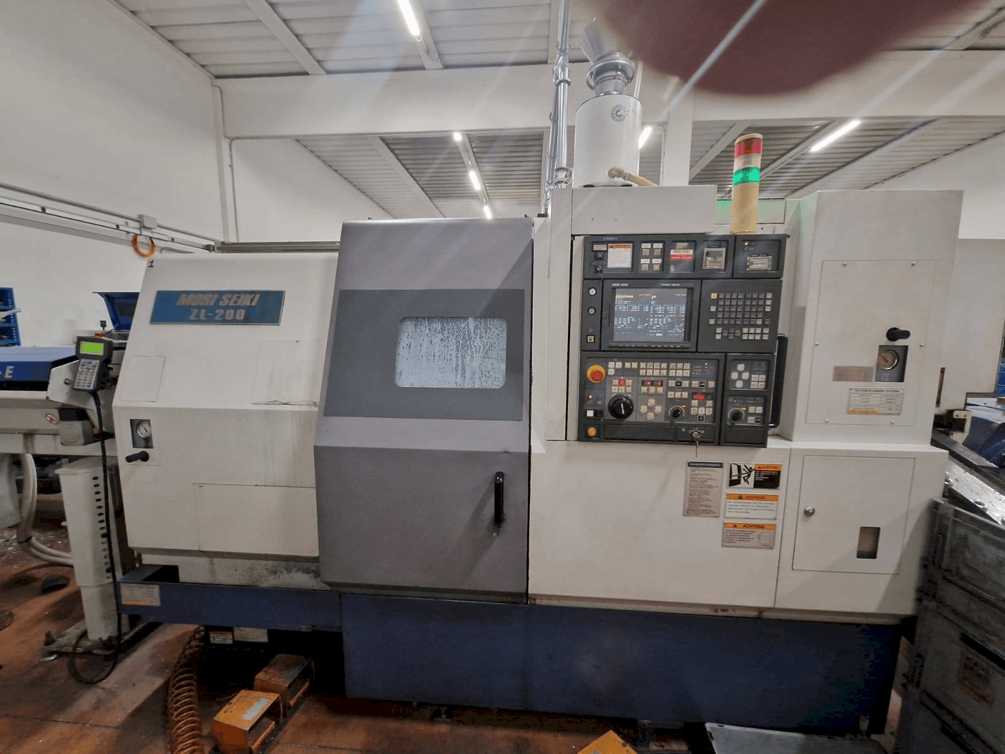 Masina MORI SEIKI ZL-200SMC eestvaade