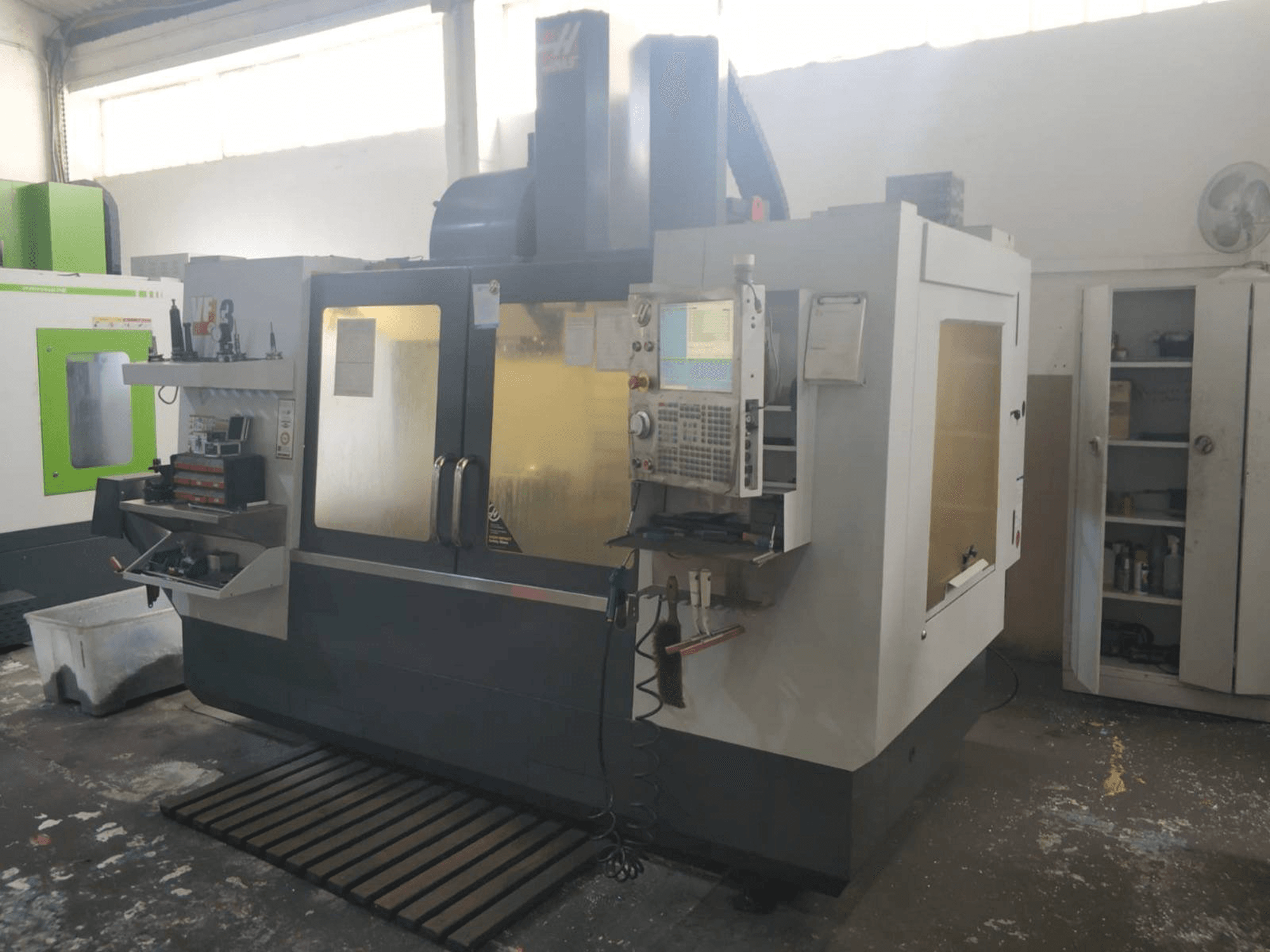 Masina HAAS VF-3 eestvaade