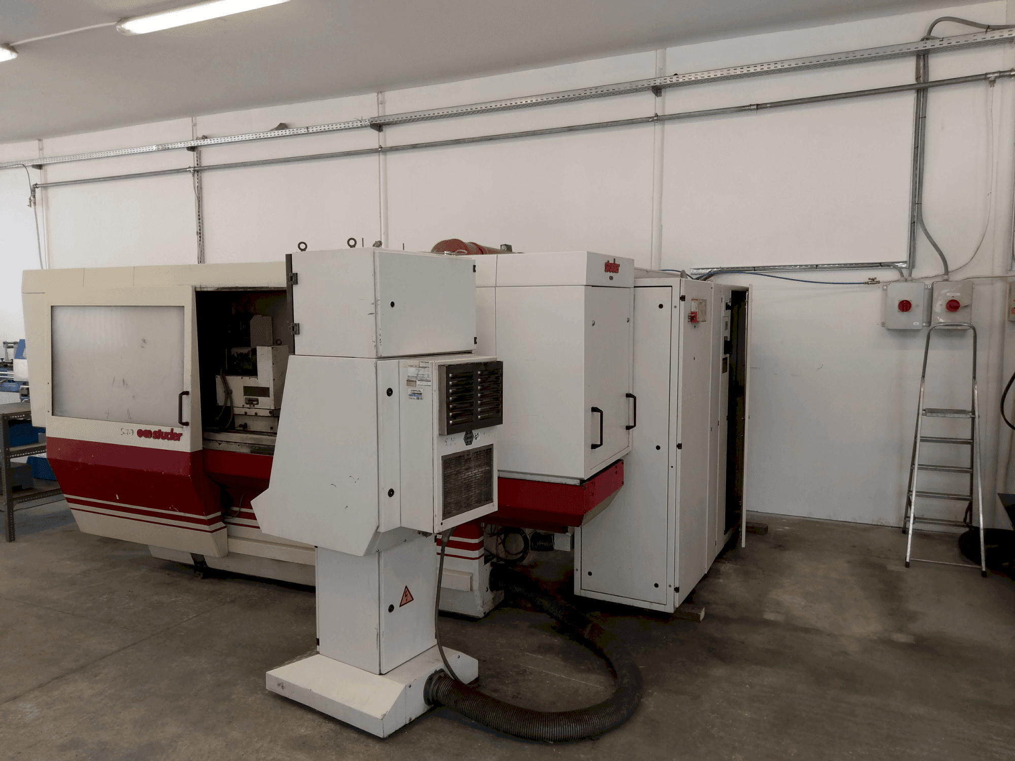 Masina STUDER S40 eestvaade