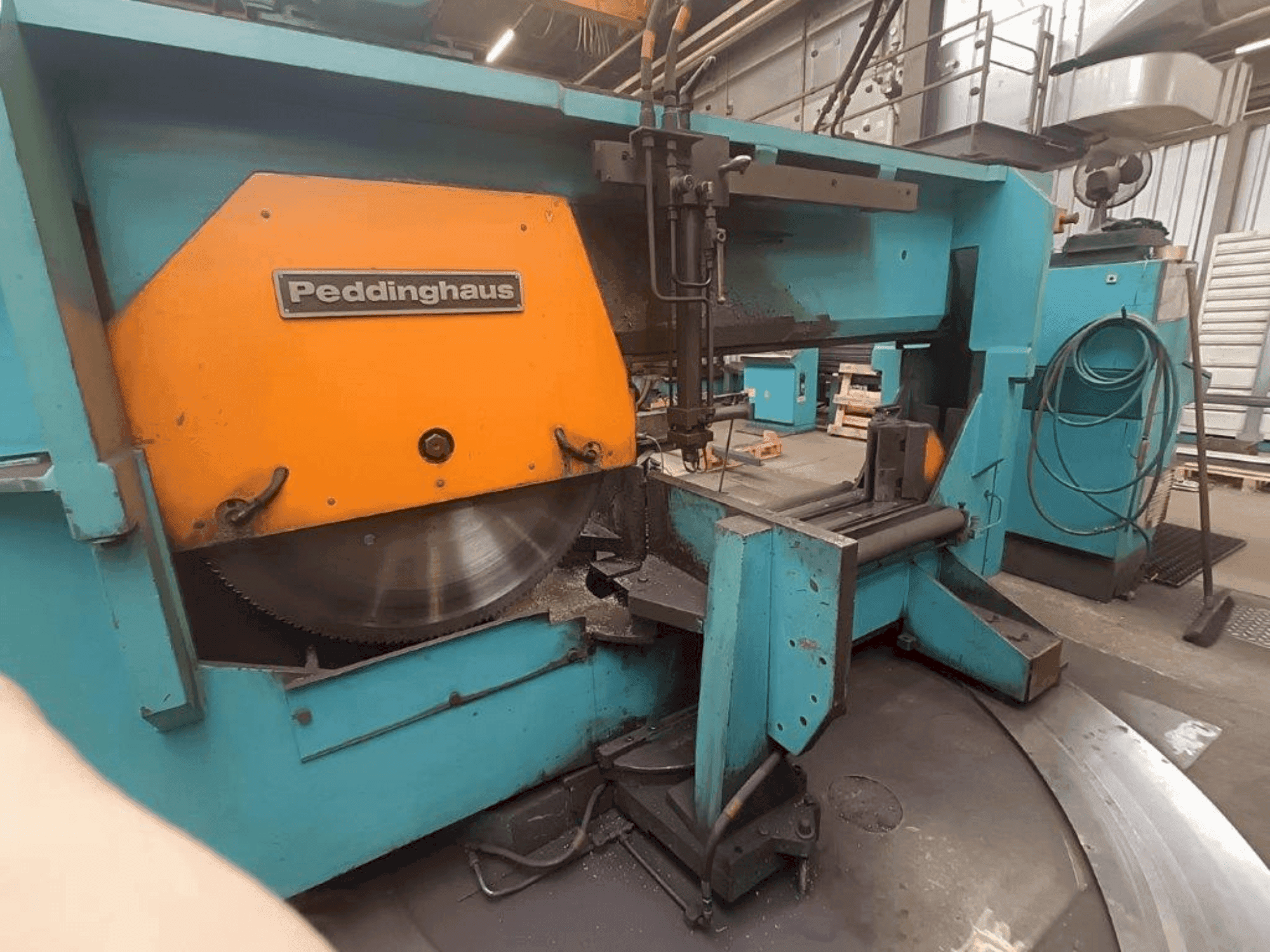 Masina Peddinghaus TDK 1000/9E eestvaade