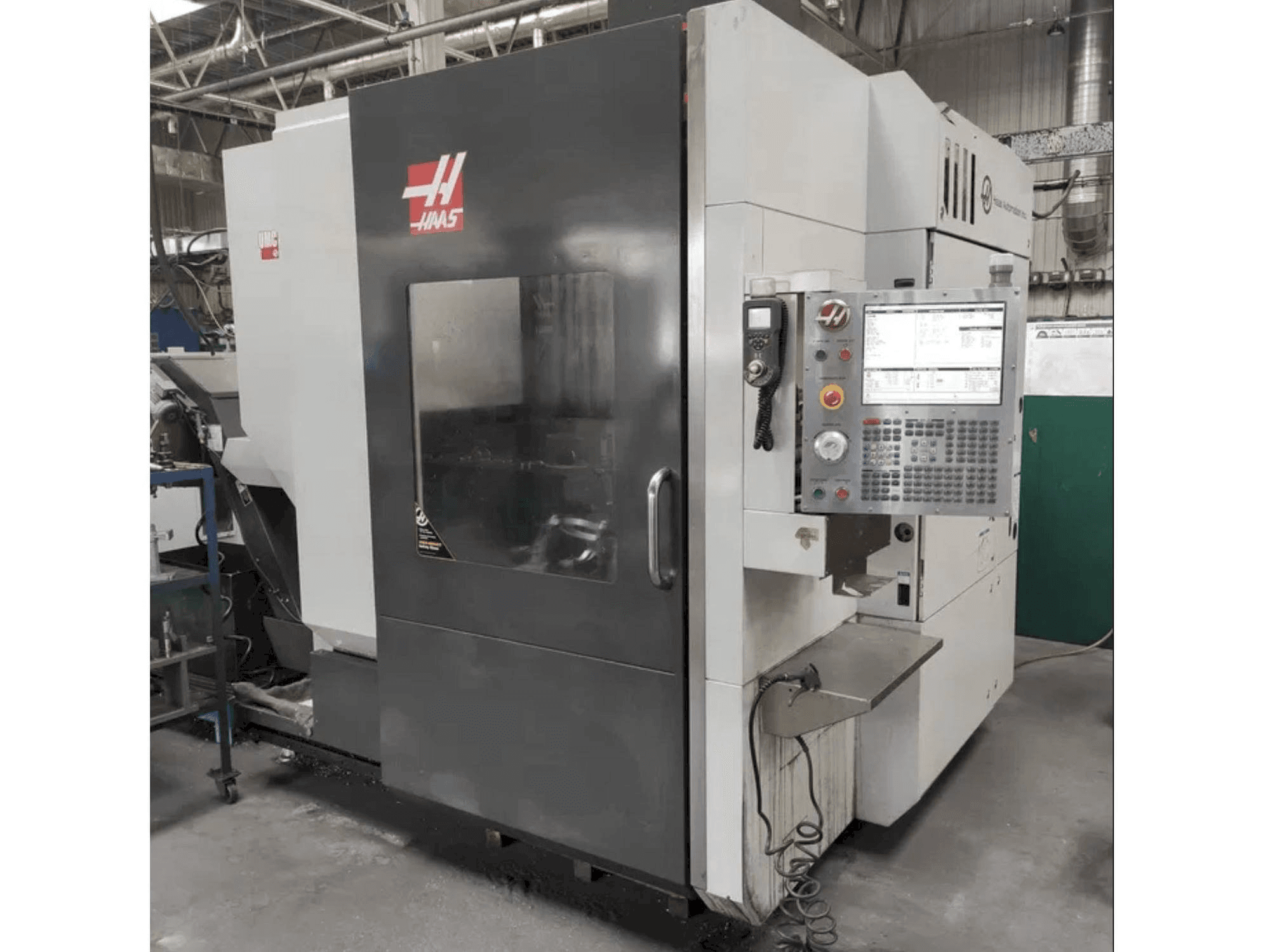 Masina HAAS UMC-750 eestvaade