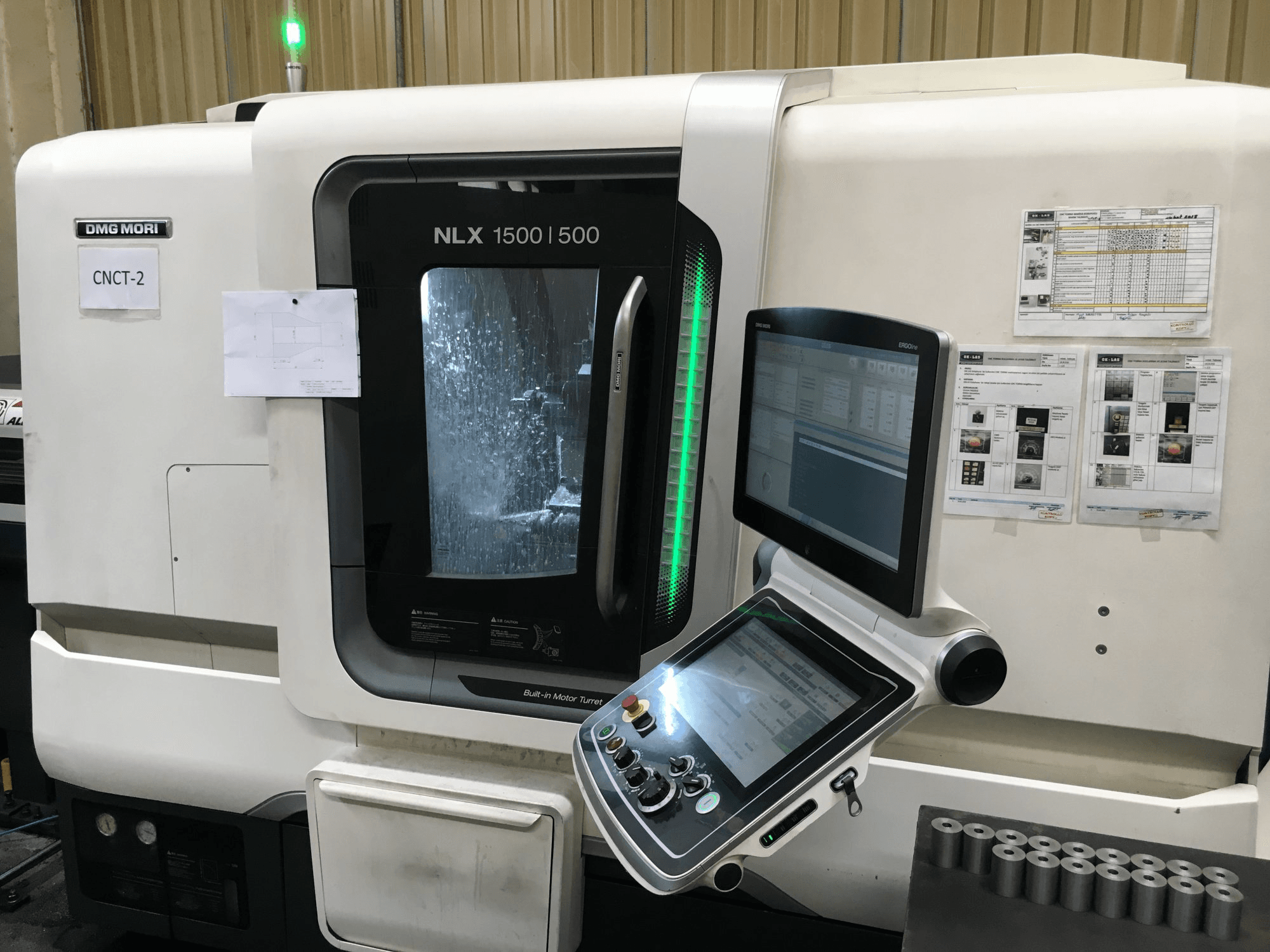 Masina DMG MORI NLX 1500 SY/500 eestvaade