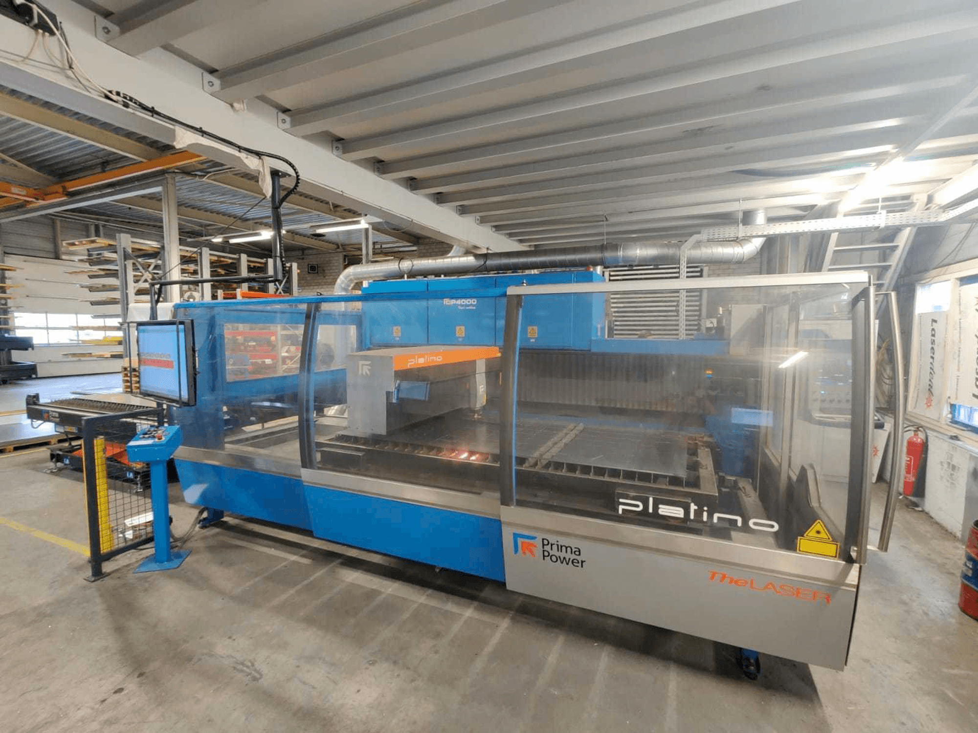 Masina Prima Industrie Platino 1530 eestvaade