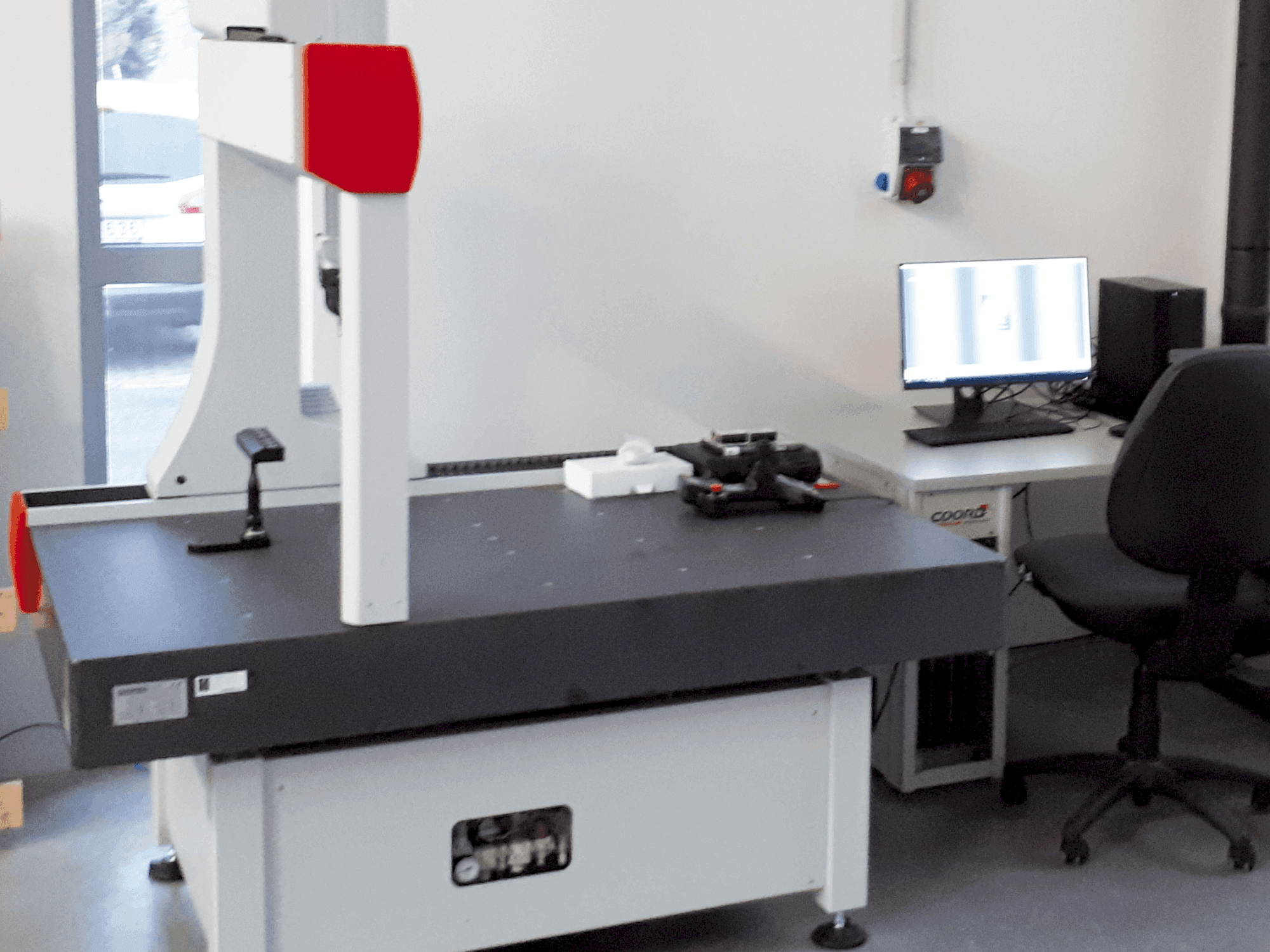 Masina Coord3 ARES NT-L 10.7.5 CNC eestvaade