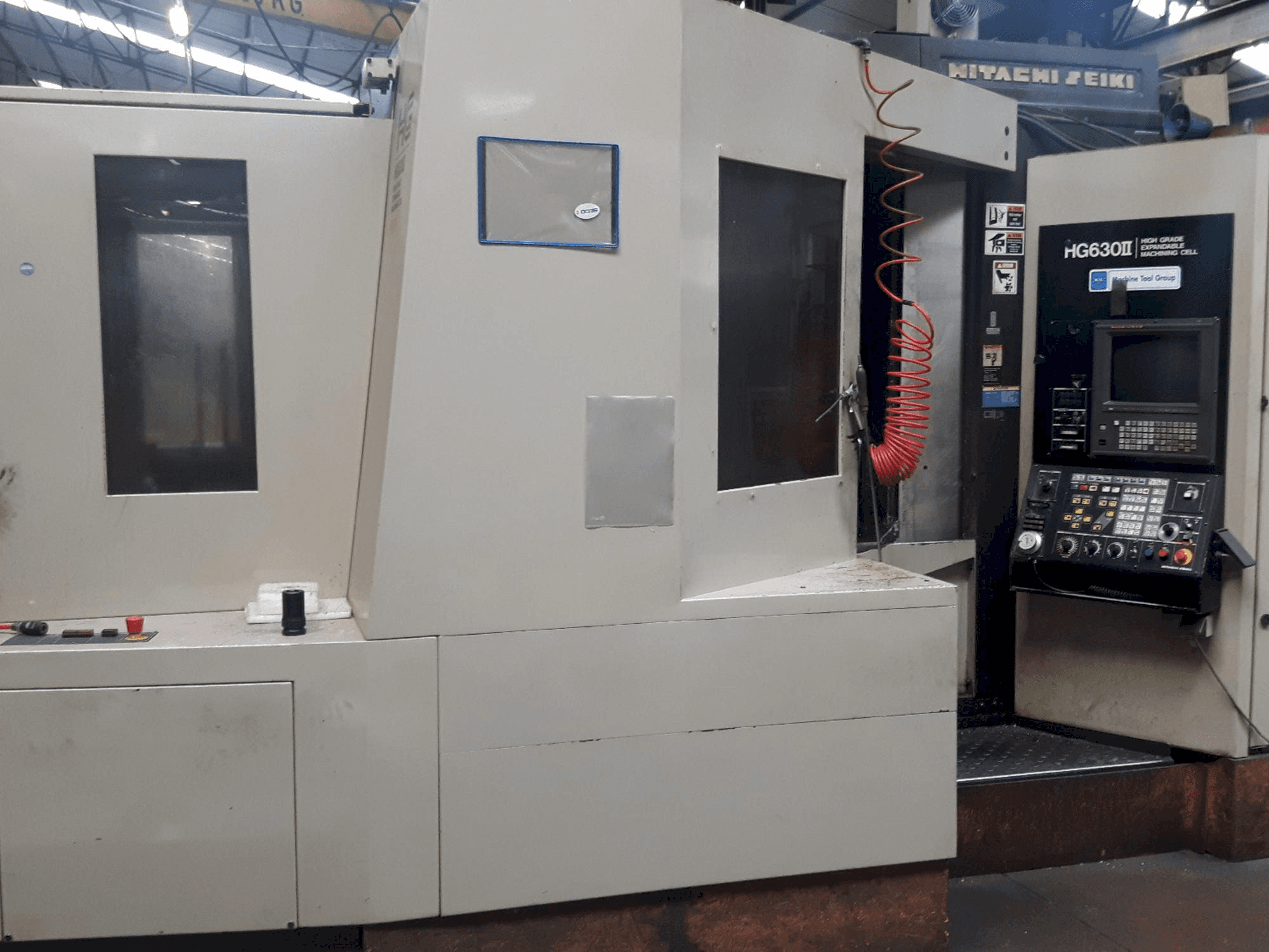Masina HITACHI SEIKI HG 630 vasaku külje vaade