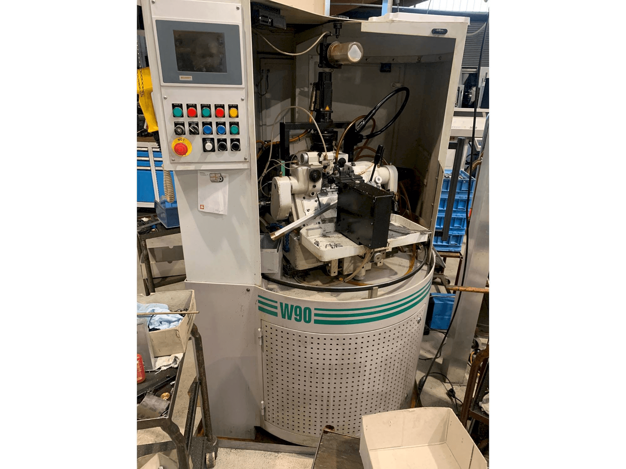 Masina Lambert Wahli W 90 CNC eestvaade