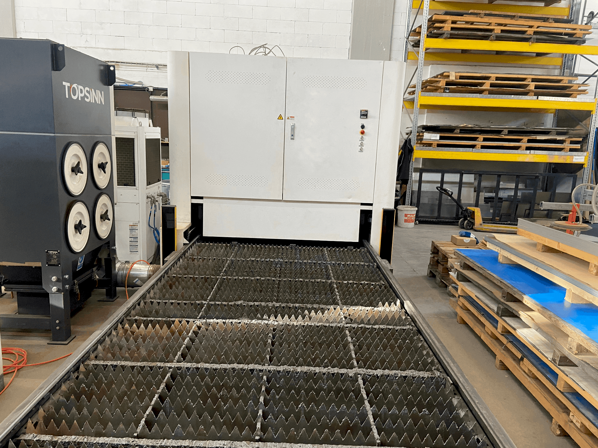 Masina Bodor C3 eestvaade