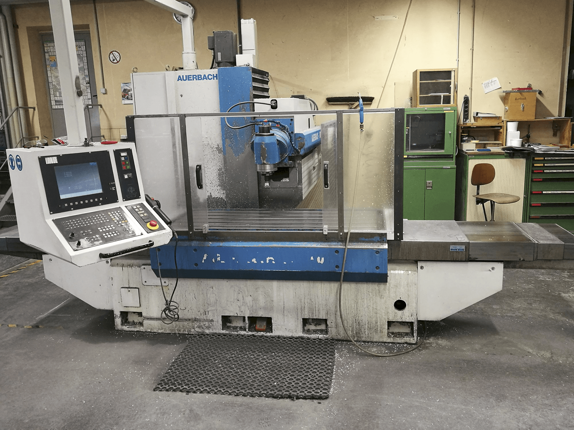 Masina Auerbach FBE 1500 eestvaade