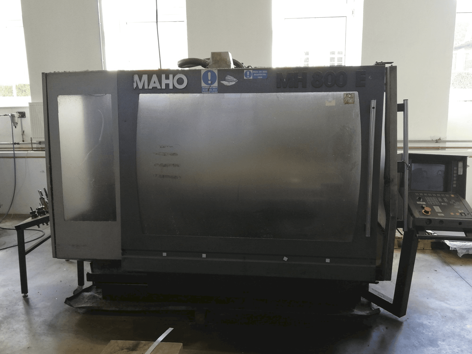 Masina DECKEL MAHO MH 800 E eestvaade