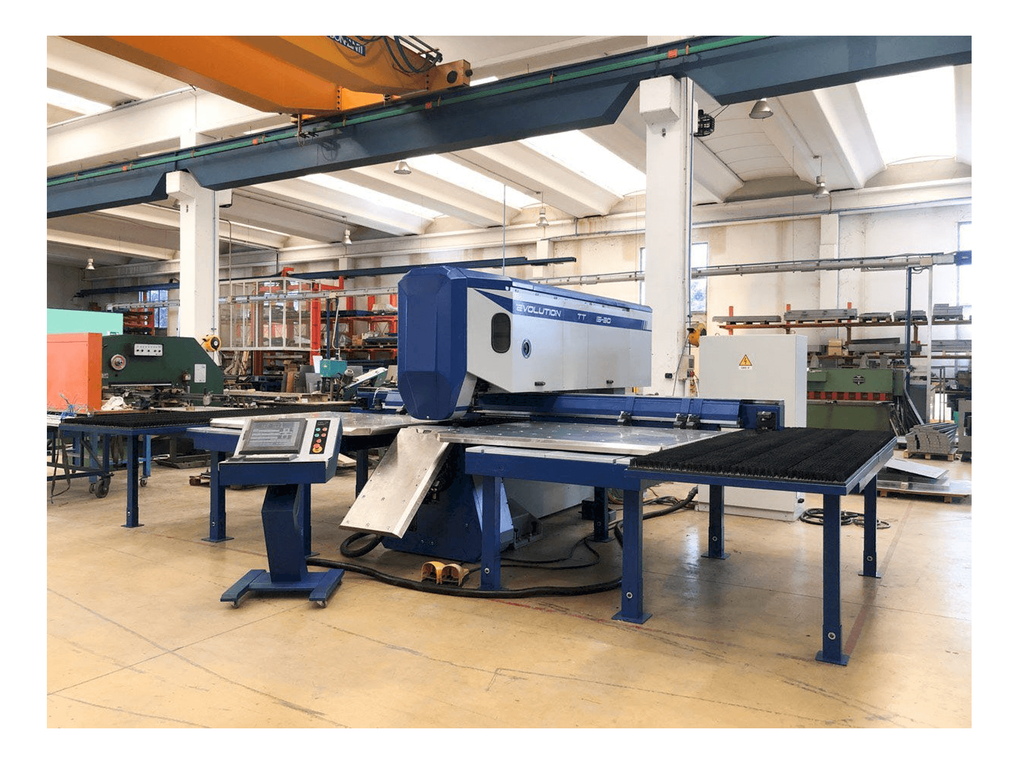 Masina TECHNOLOGY EVOLUTION TT eestvaade