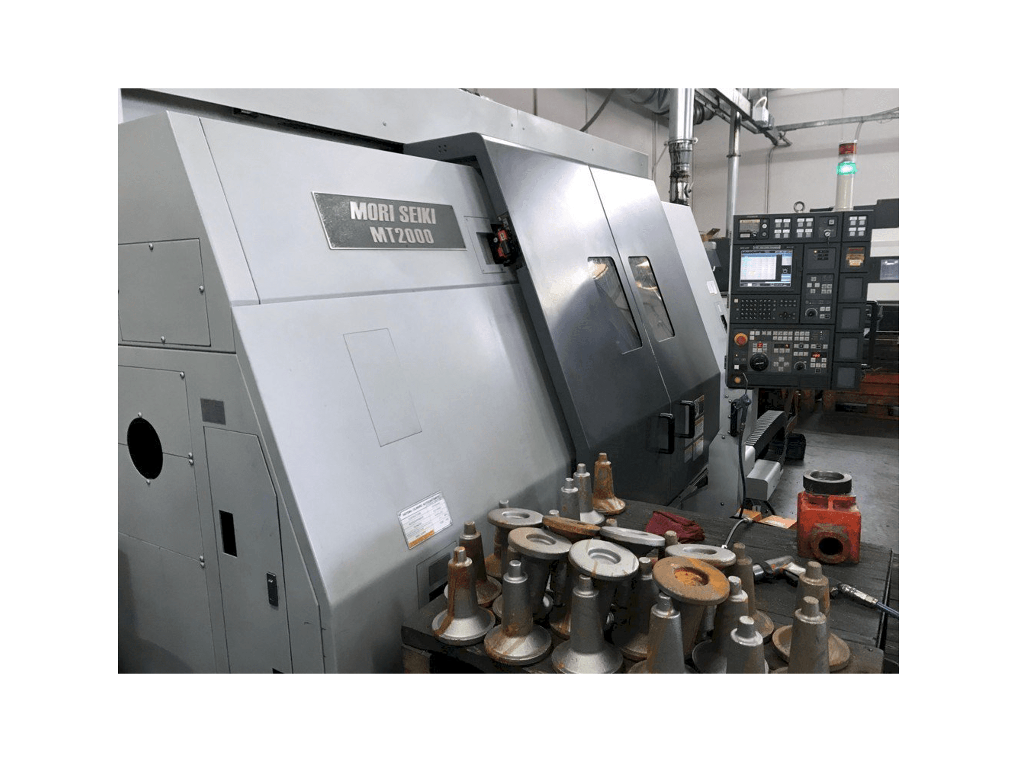 Masina MORI SEIKI MT 2002 SZ eestvaade