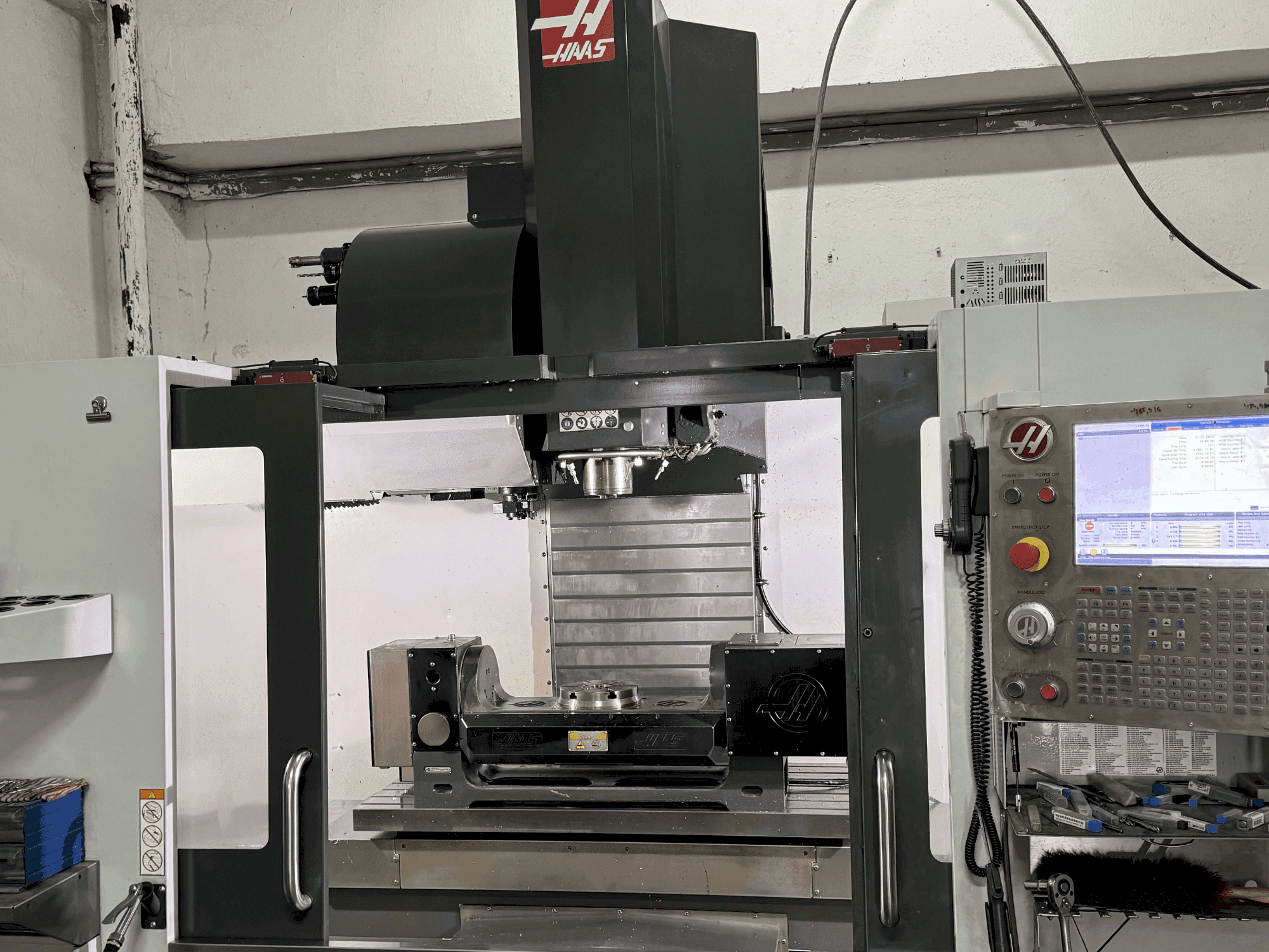 Masina HAAS VF-5/40TR eestvaade