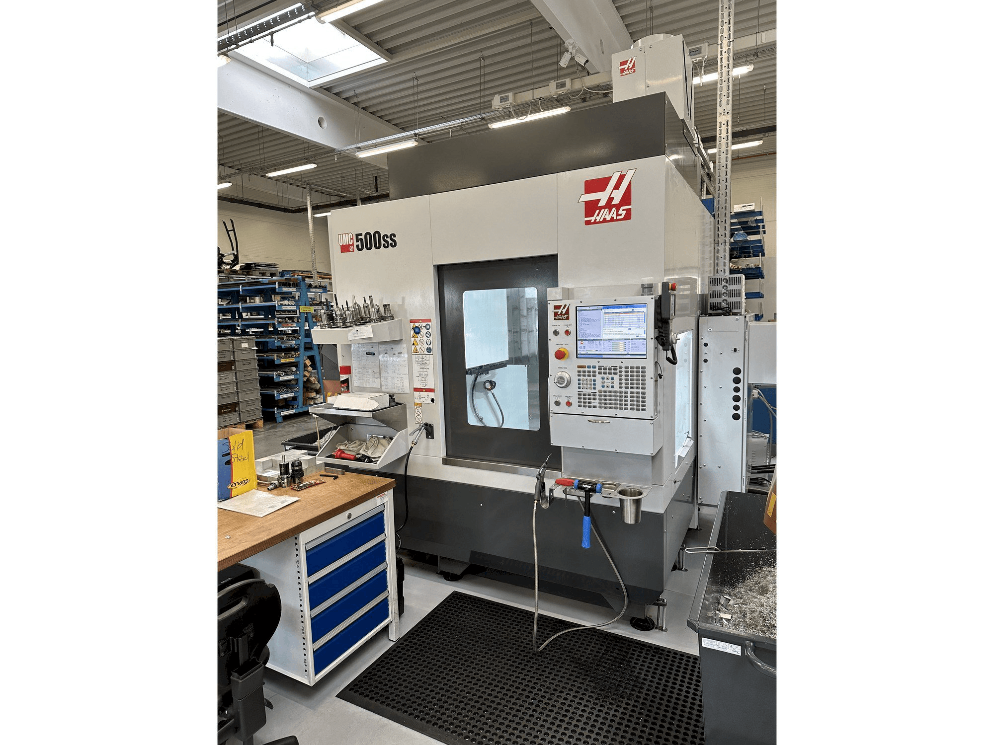 Masina HAAS UMC-500SS eestvaade