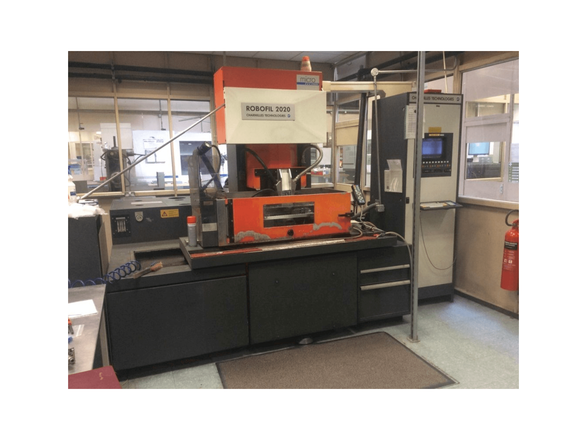 Masina CHARMILLES Technologies Robofil 2020 - 1 eestvaade