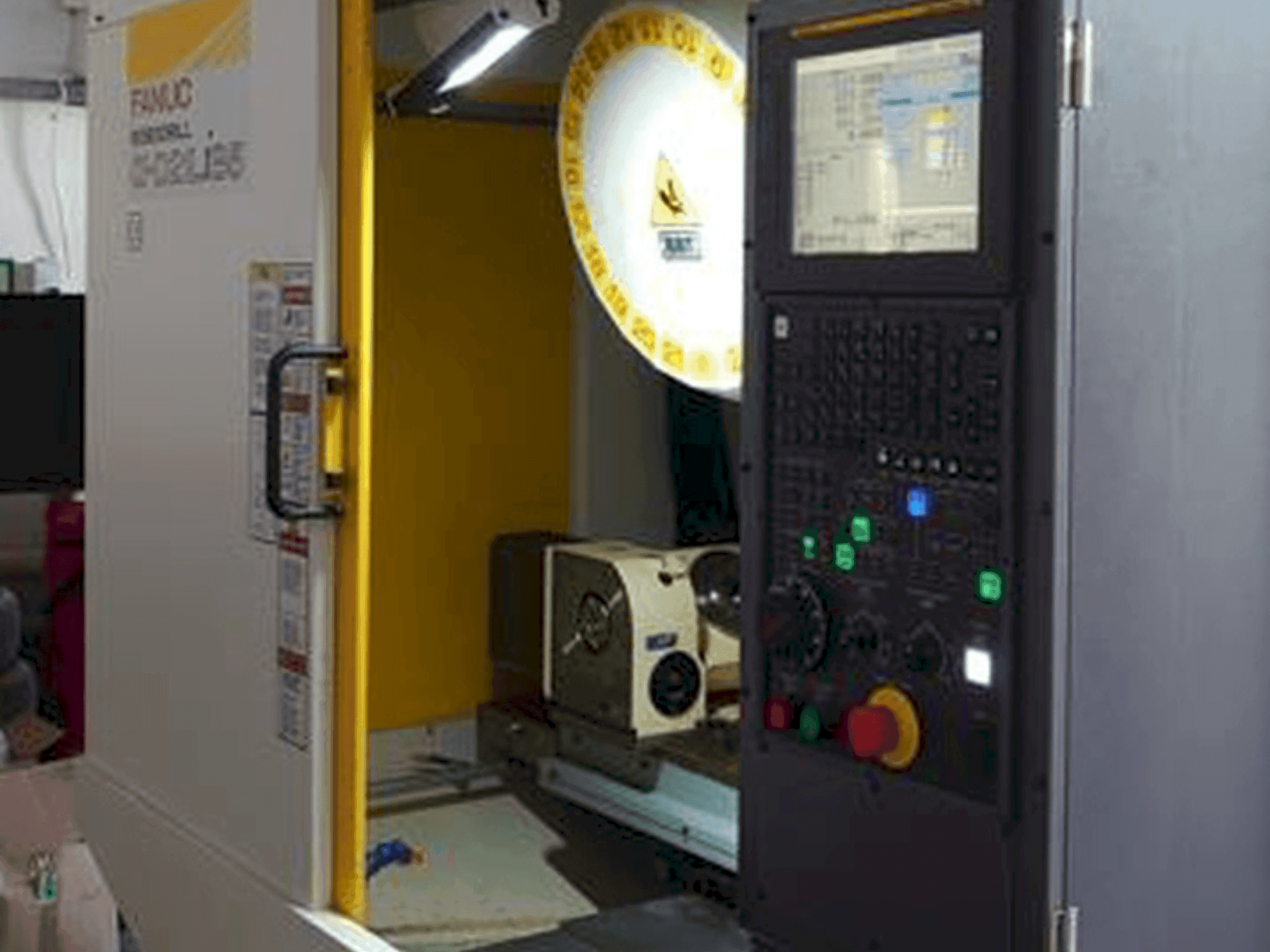 Masina FANUC ROBODRILL α-D21LiB5 eestvaade