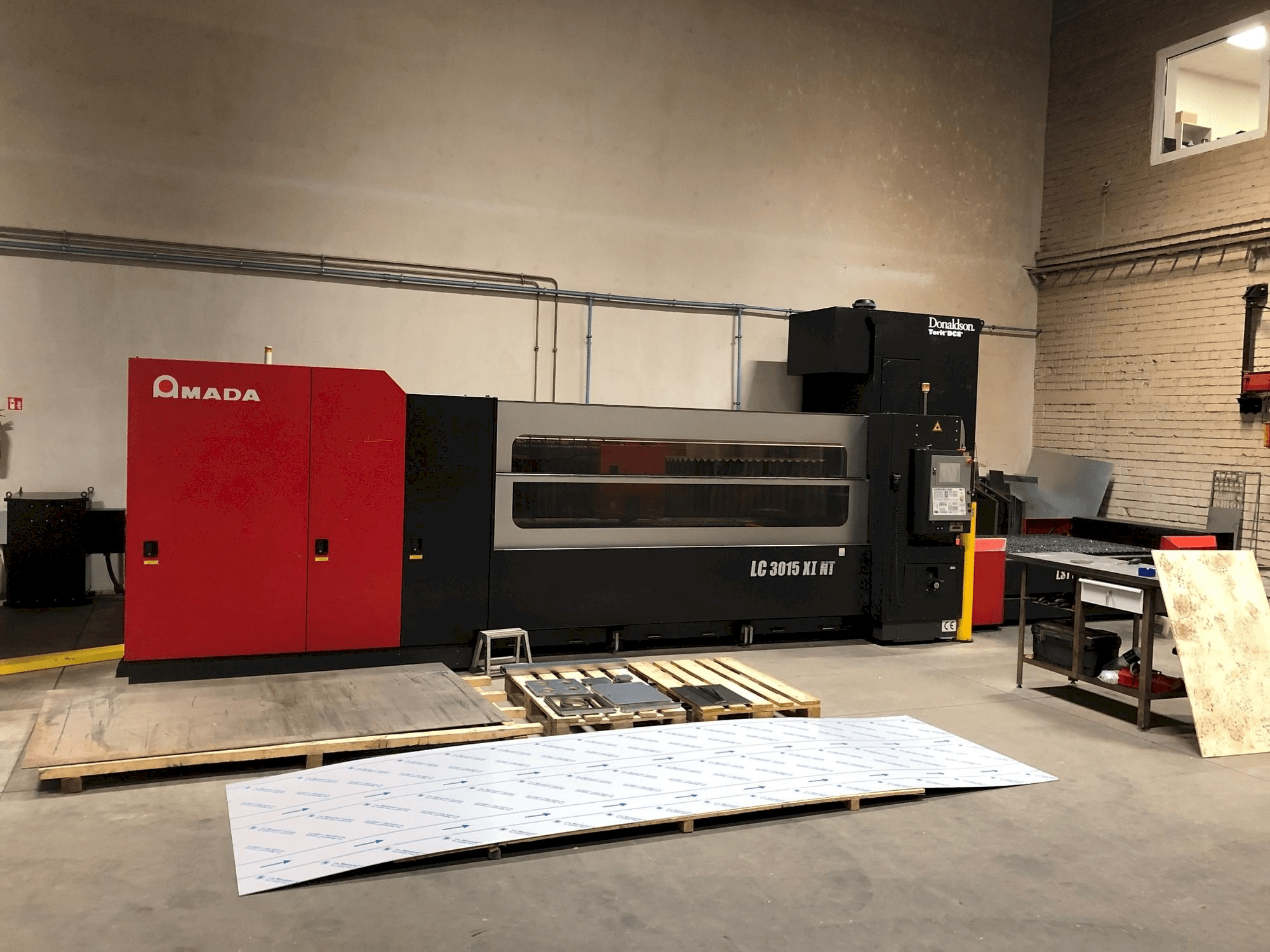 Masina AMADA LC-3015 X1 NT eestvaade