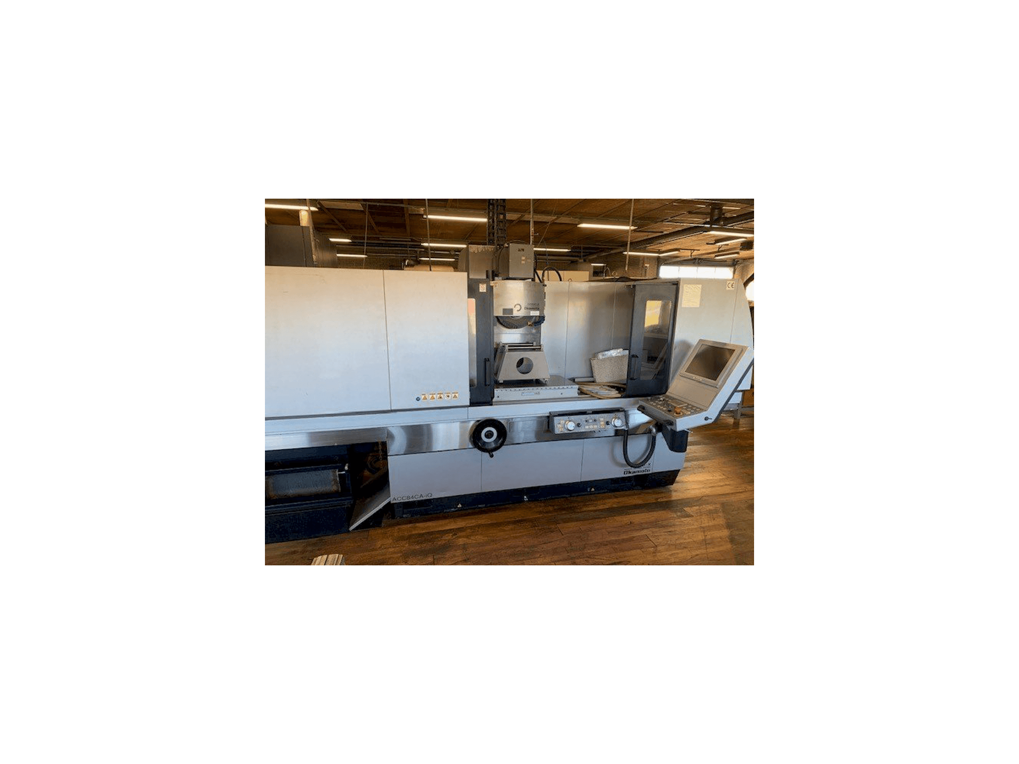 Masina OKAMOTO ACC 84CA-iQ eestvaade