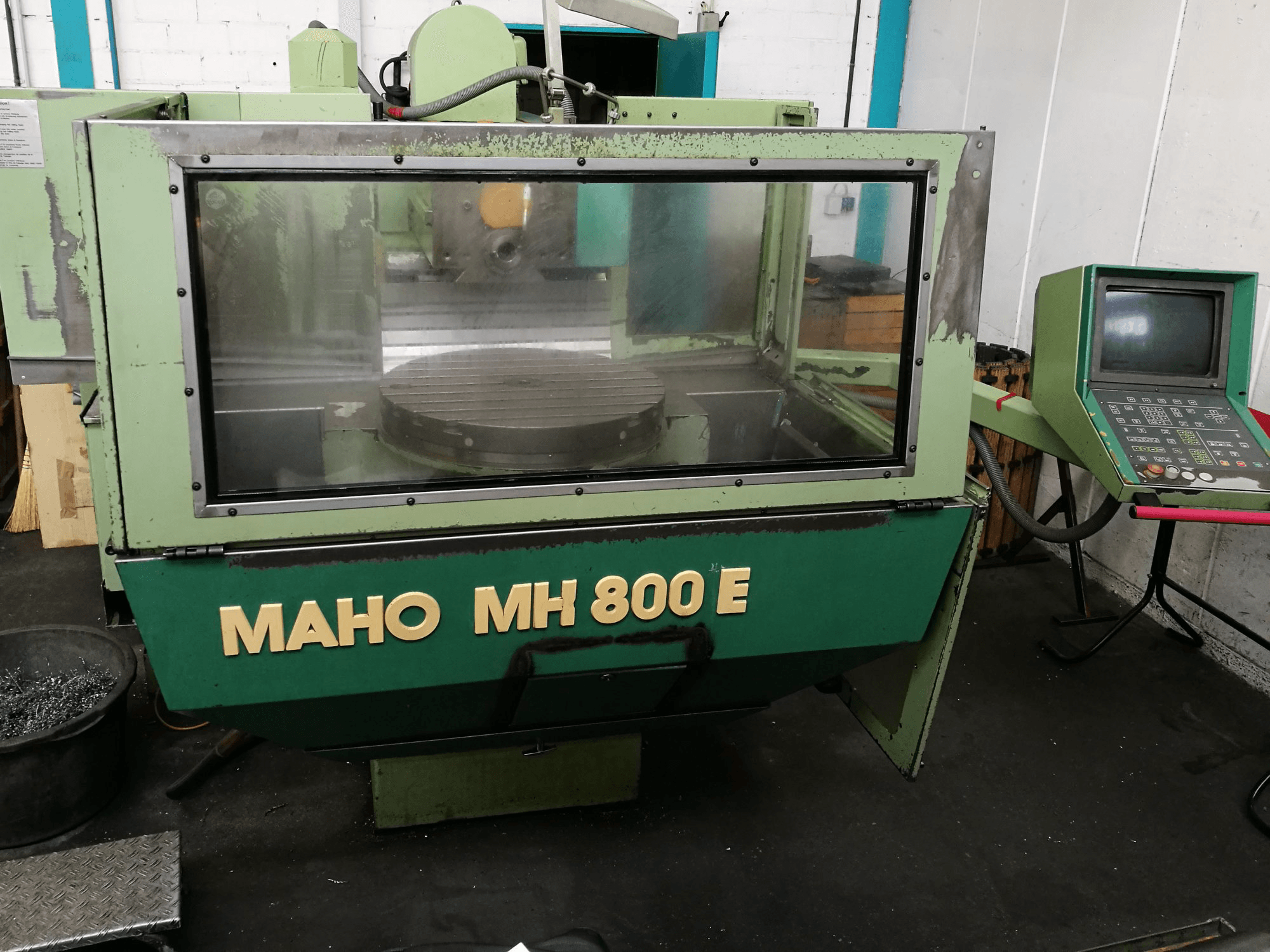 Masina Maho MH 800 E eestvaade