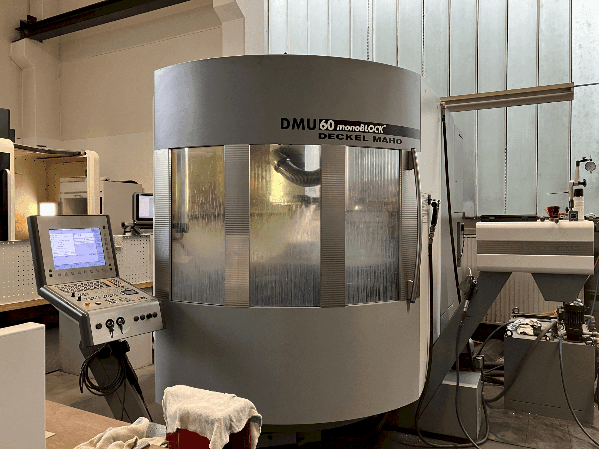 Masina DMG DMU 60 monoBlock eestvaade