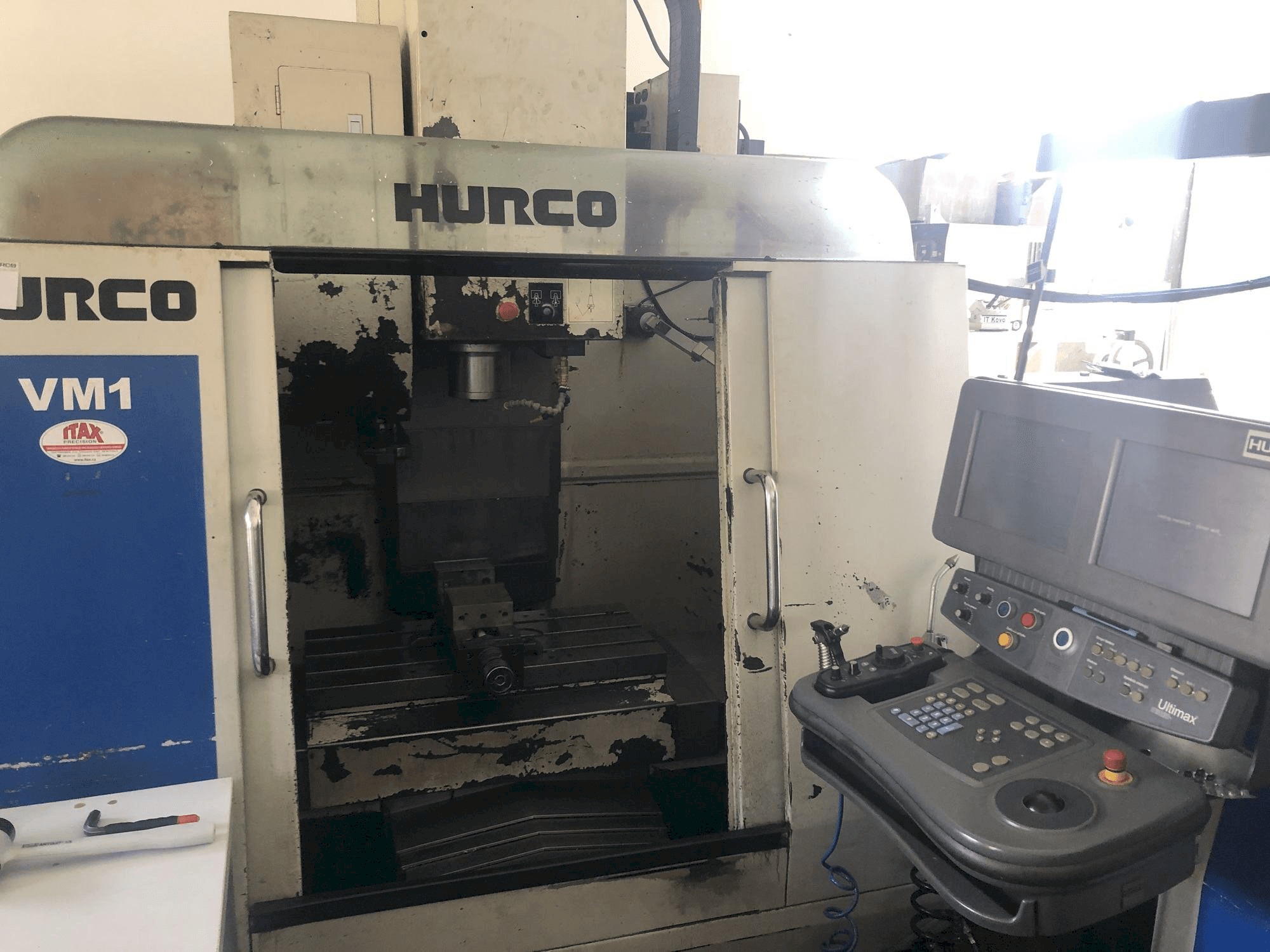 Masina Hurco VM 1 eestvaade