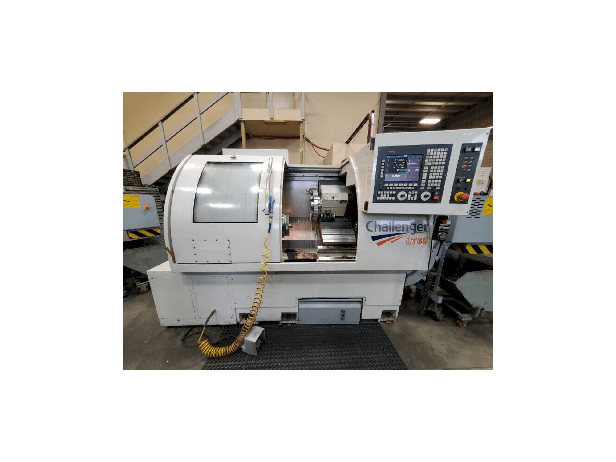 Masina Modern LT-65 eestvaade