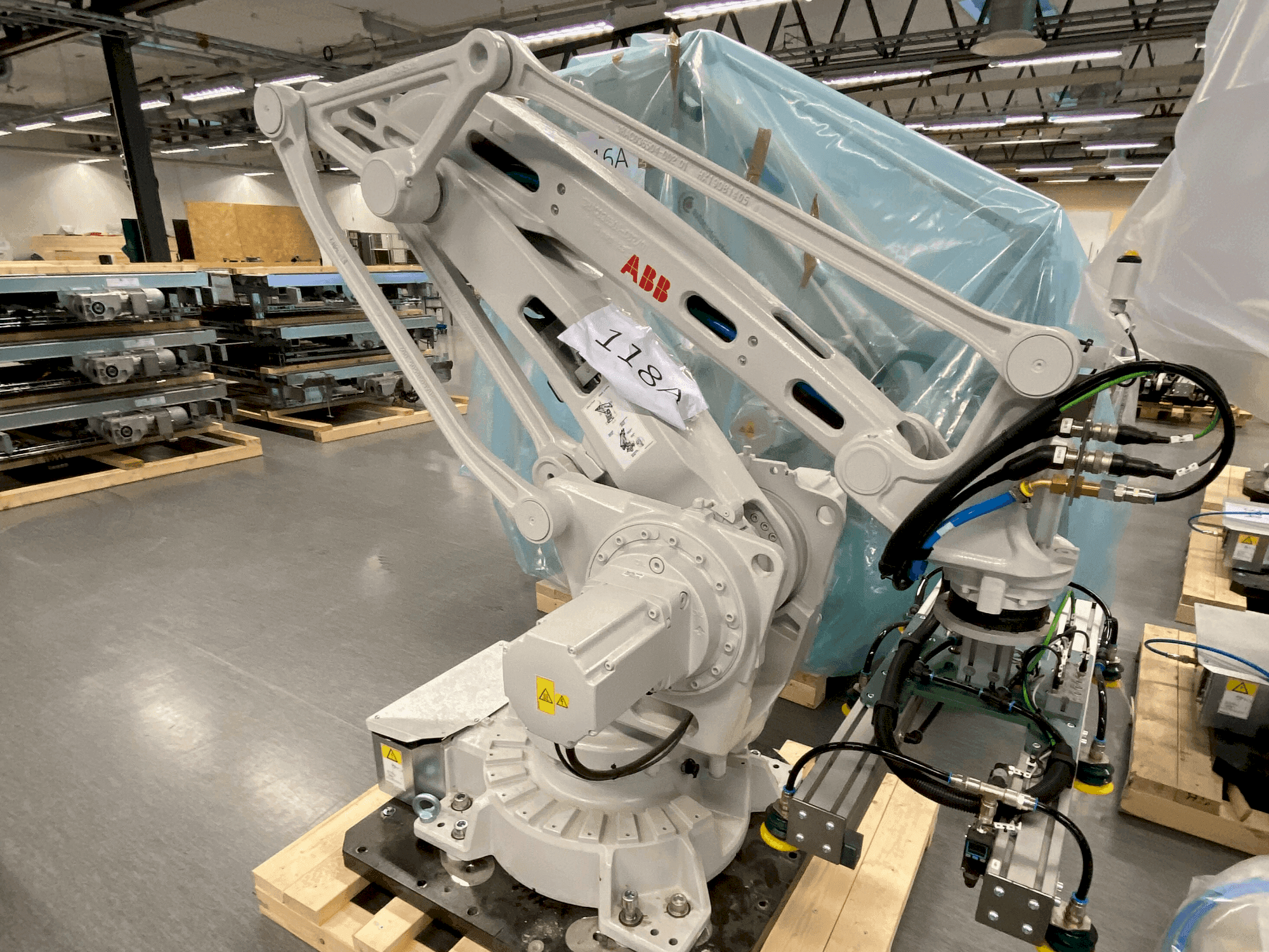 Masina ABB IRB 460-110/2.4 eestvaade