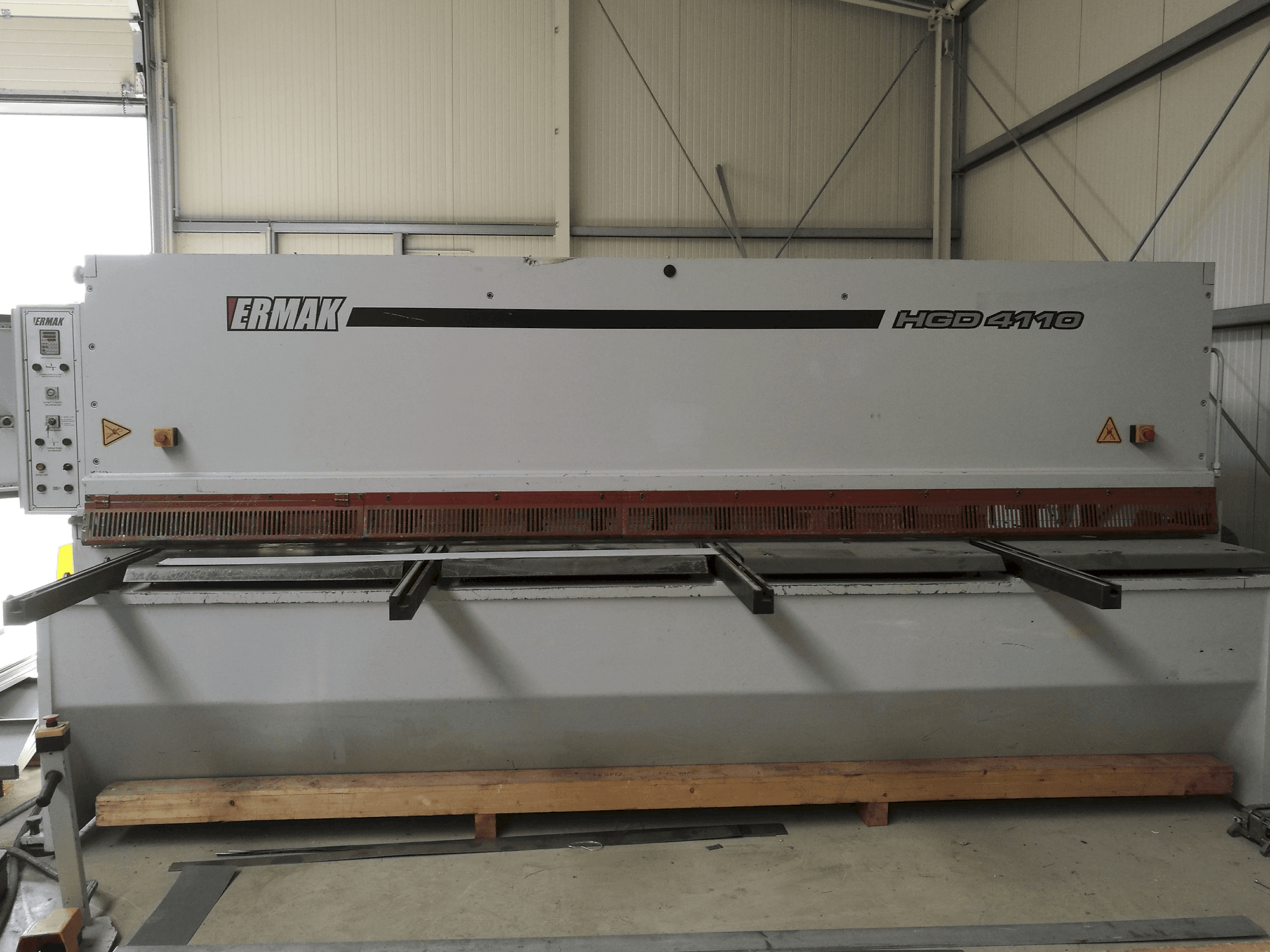 Masina ERMAKSAN HGD 4100x10 eestvaade