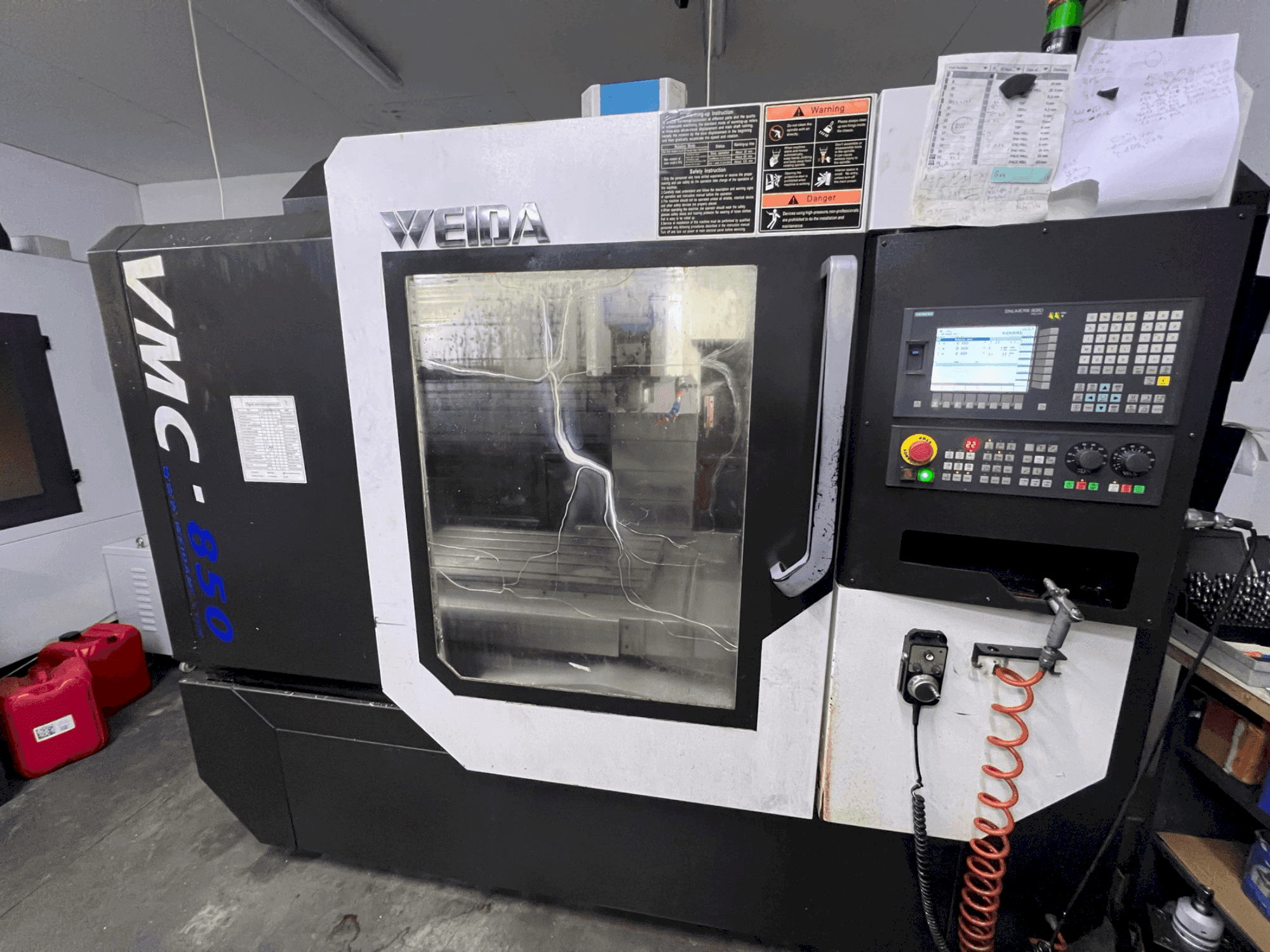 Masina WEIDA VMC850 eestvaade