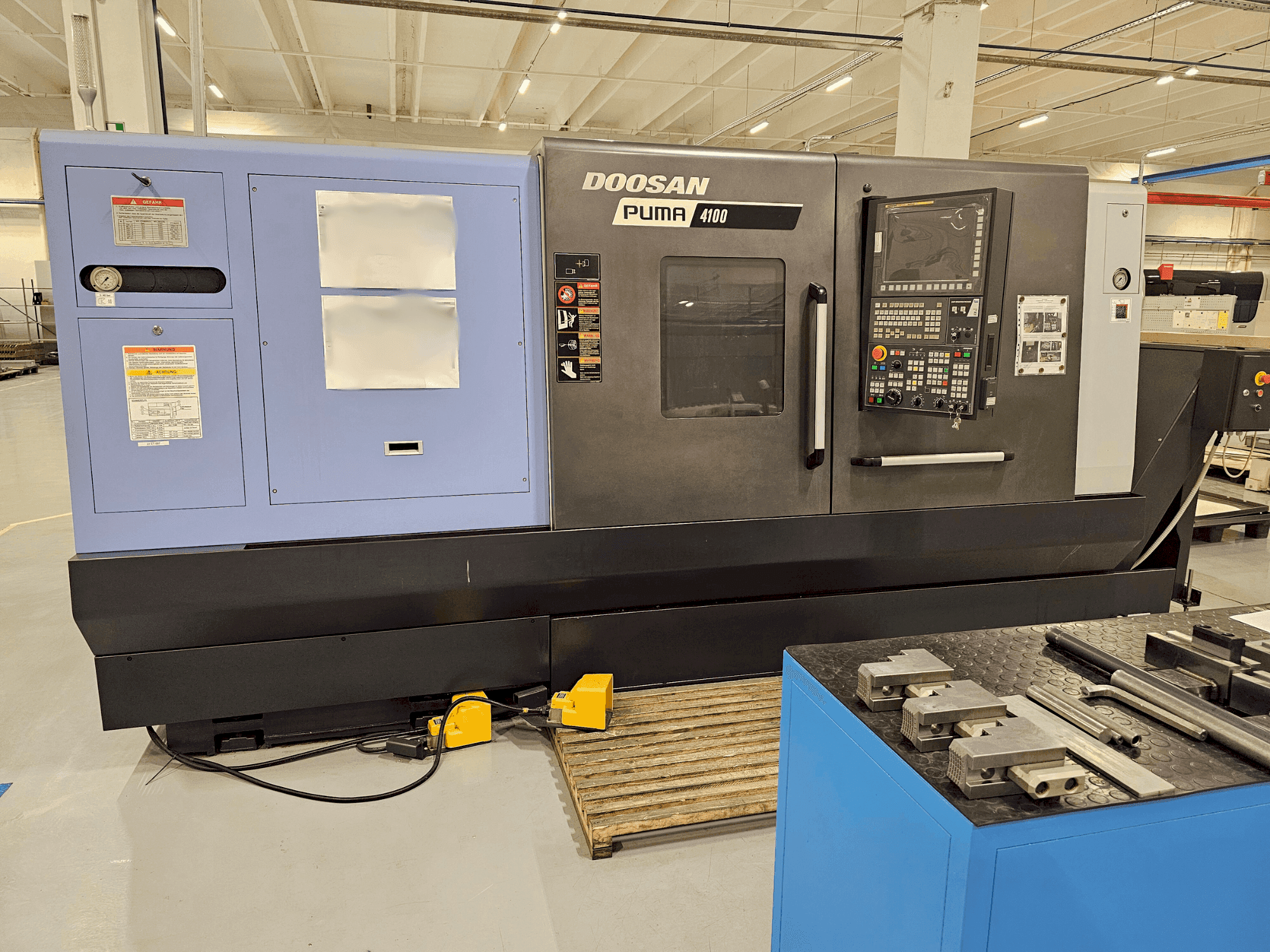 Masina DOOSAN PUMA 4100B (2018) eestvaade