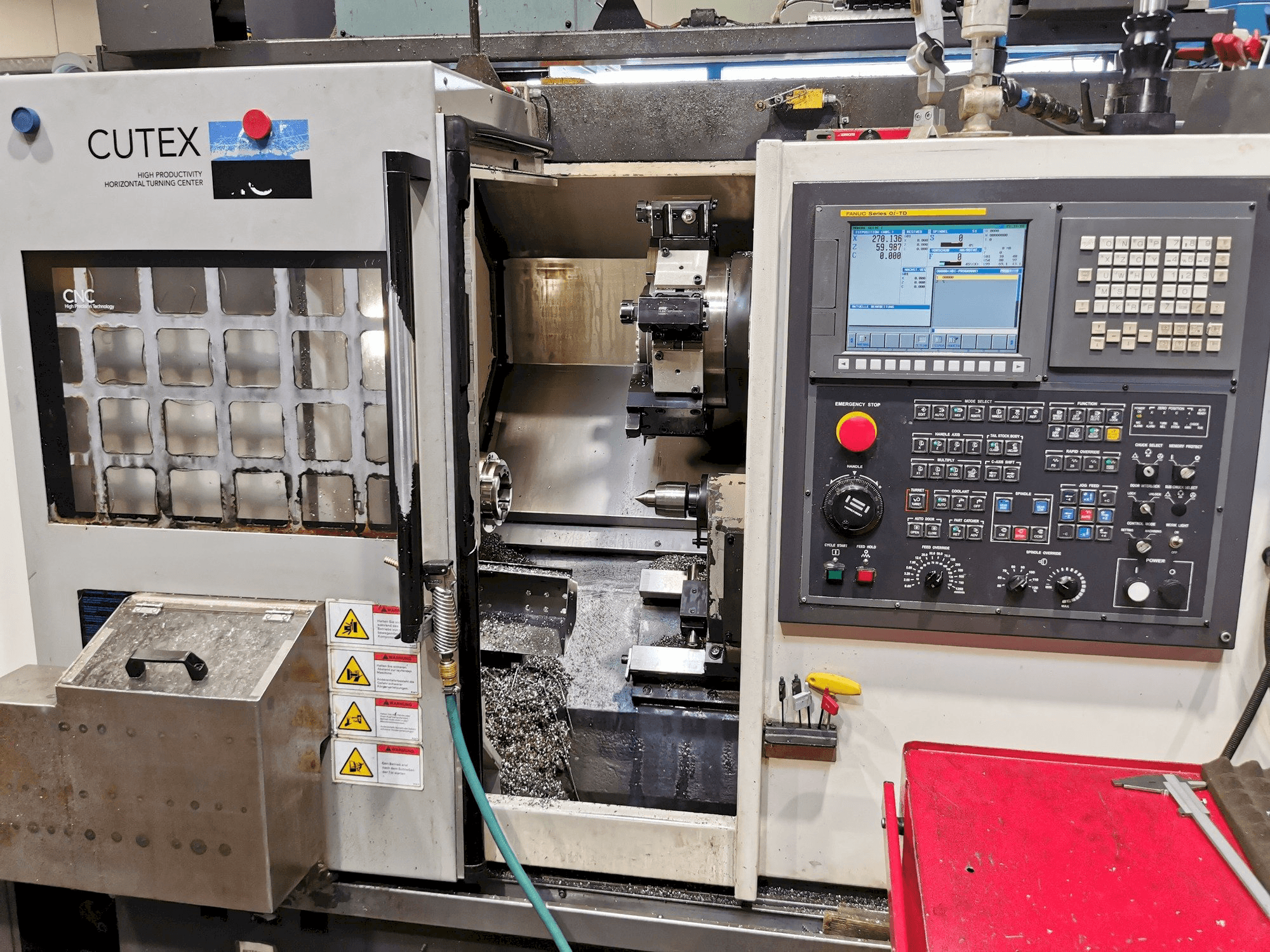 Masina HWACHEON CUTEX 160B MC eestvaade