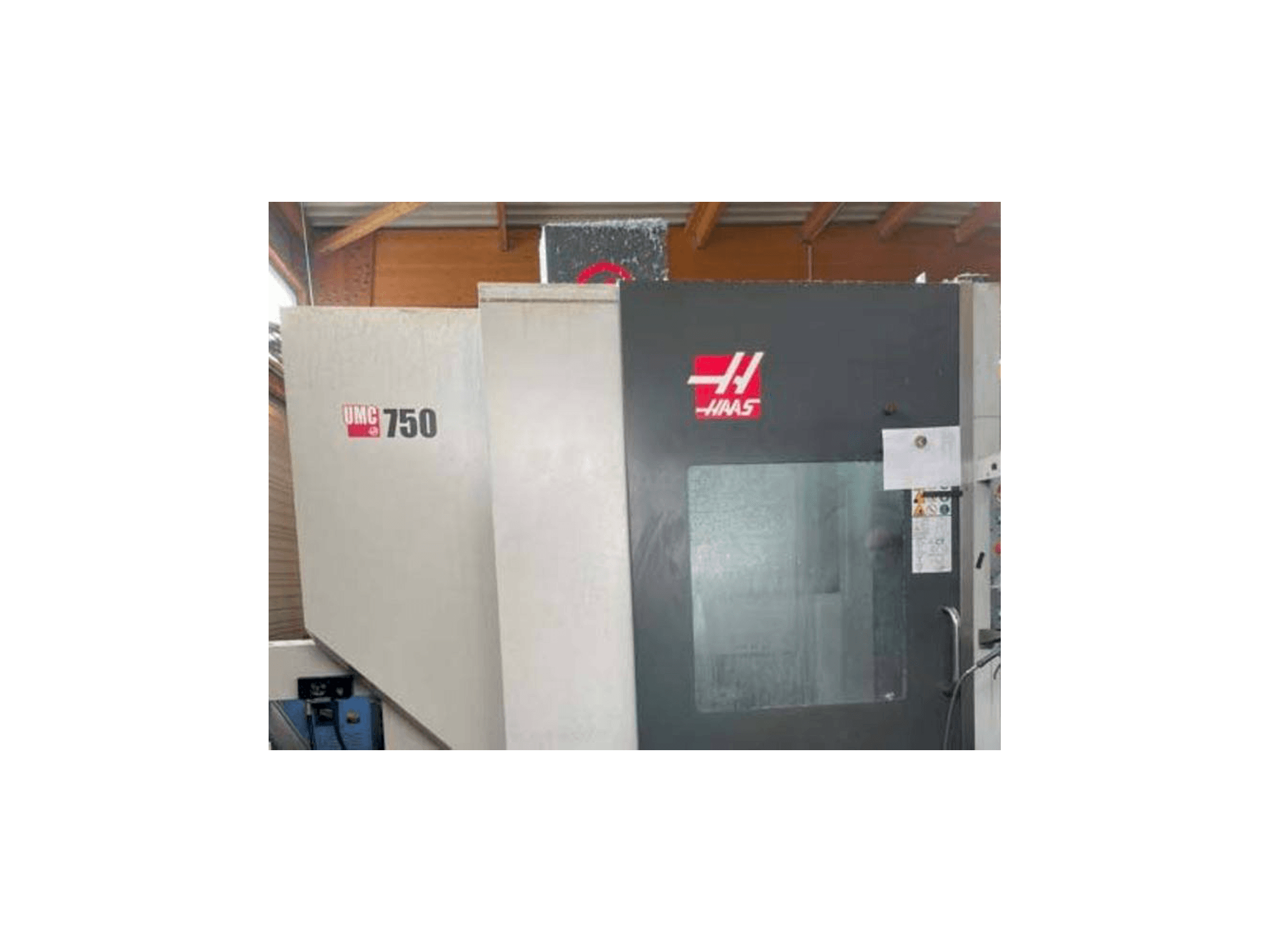 Masina HAAS UMC 750 S eestvaade