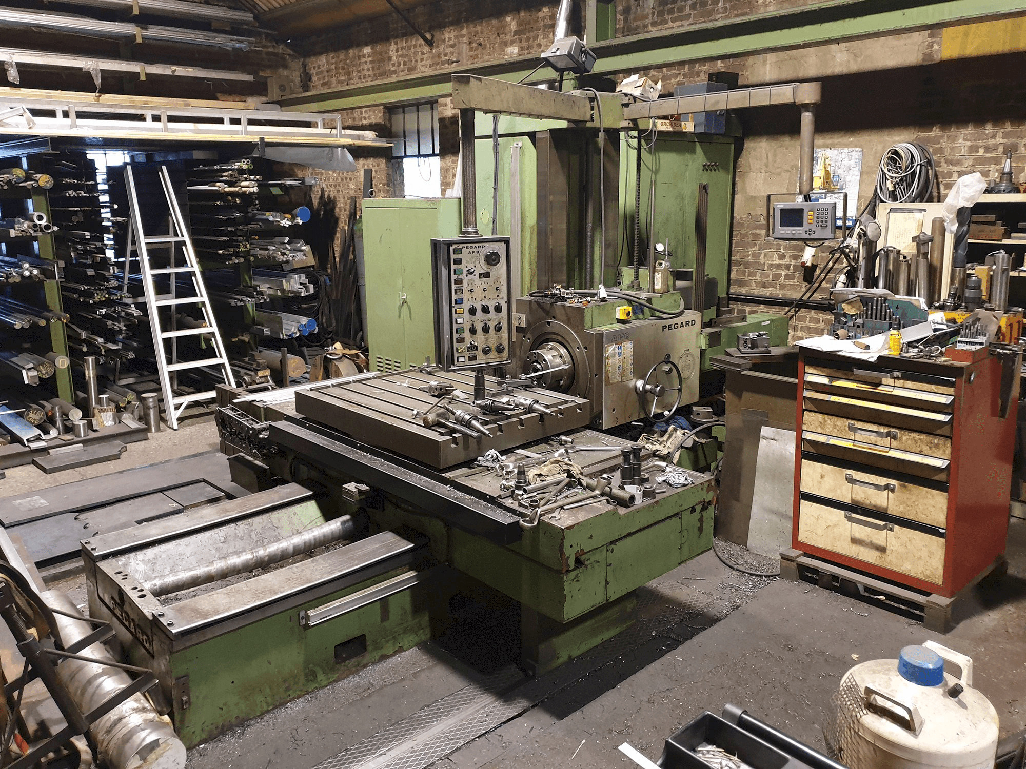 Masina PEGARD AF 8 eestvaade