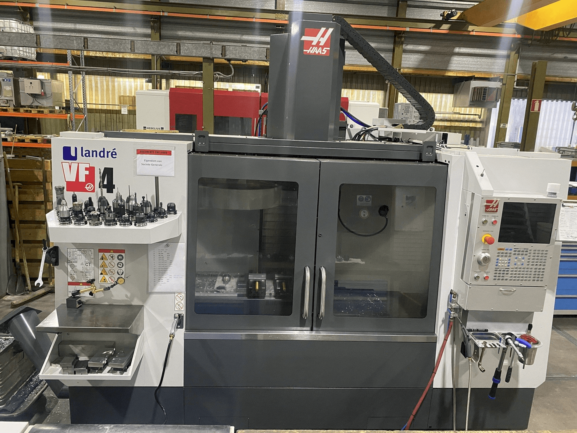 Masina HAAS VF-4 eestvaade
