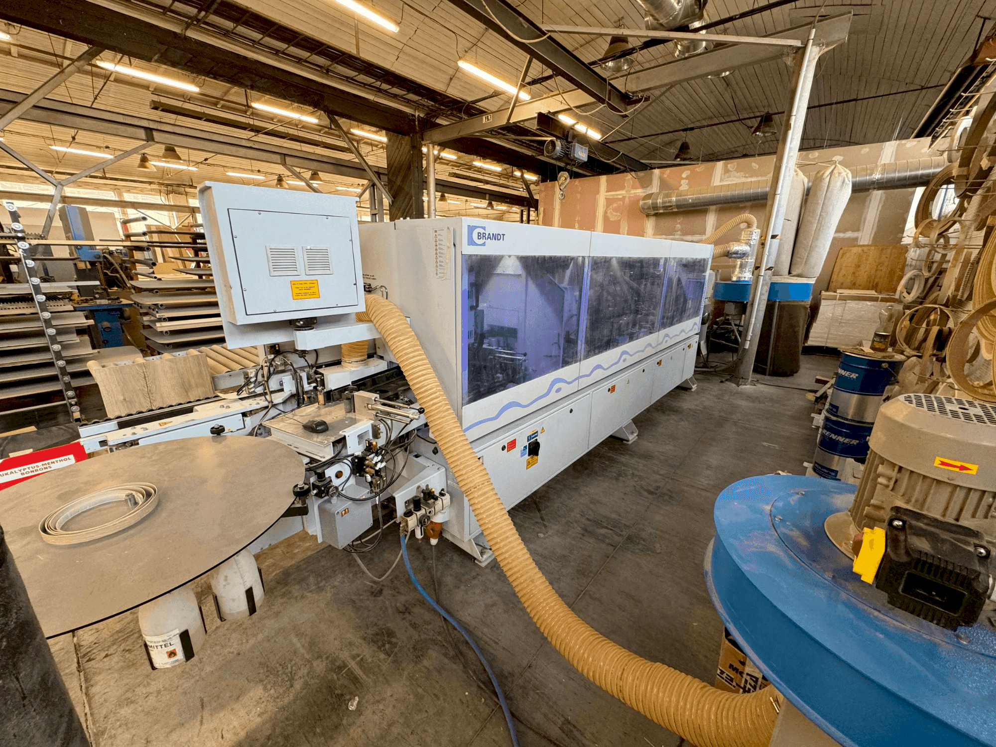 Masina HOMAG Brandt KDF 650 eestvaade