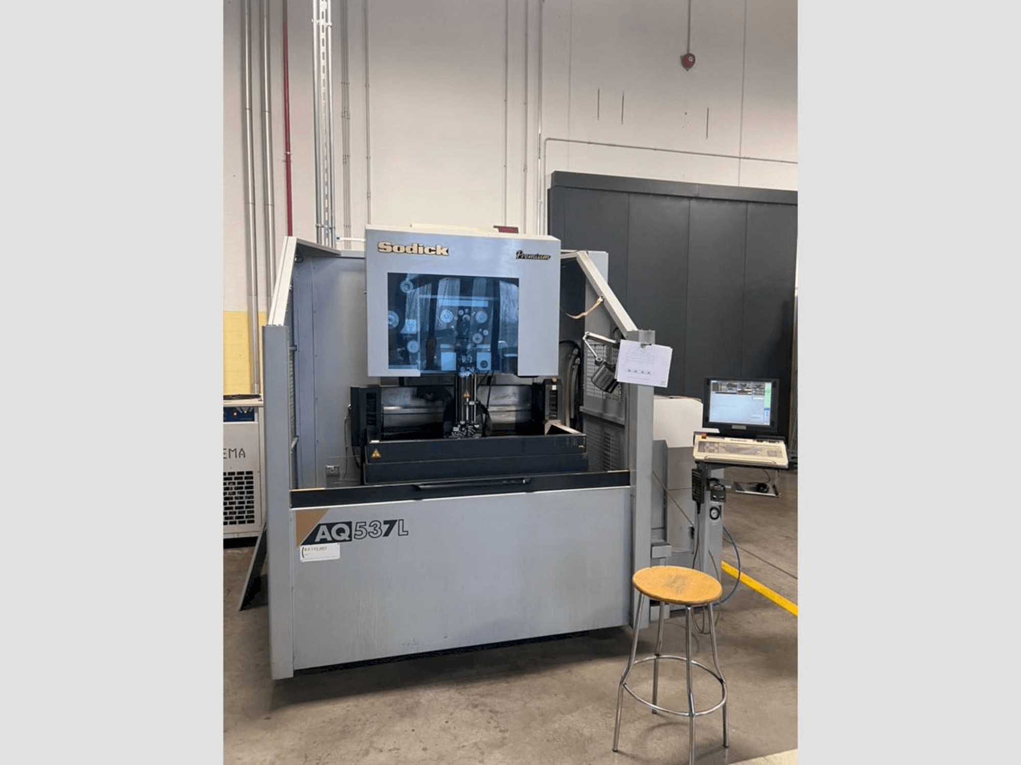 Masina Sodick AQ537L eestvaade