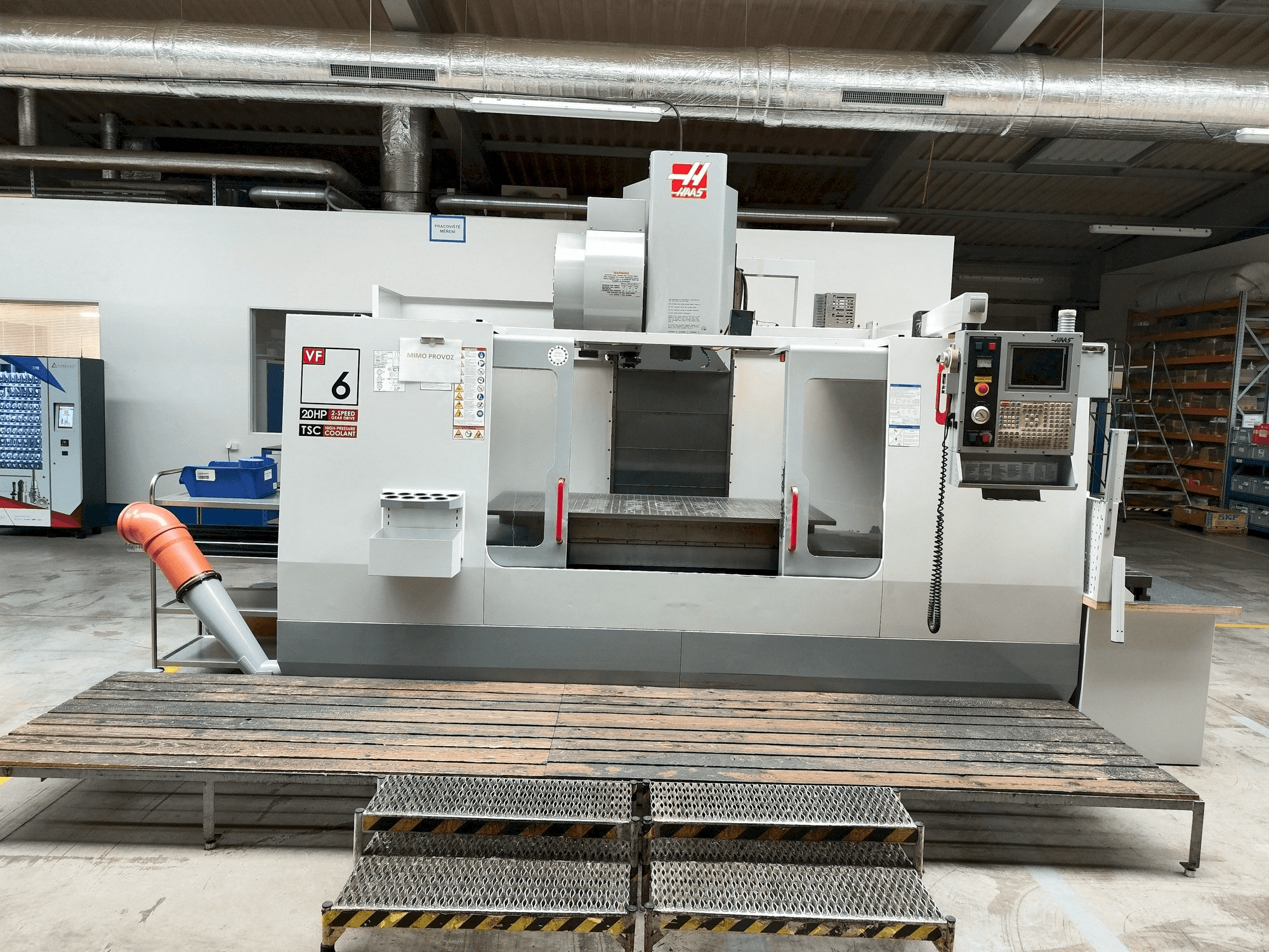 Masina HAAS VF-6 eestvaade