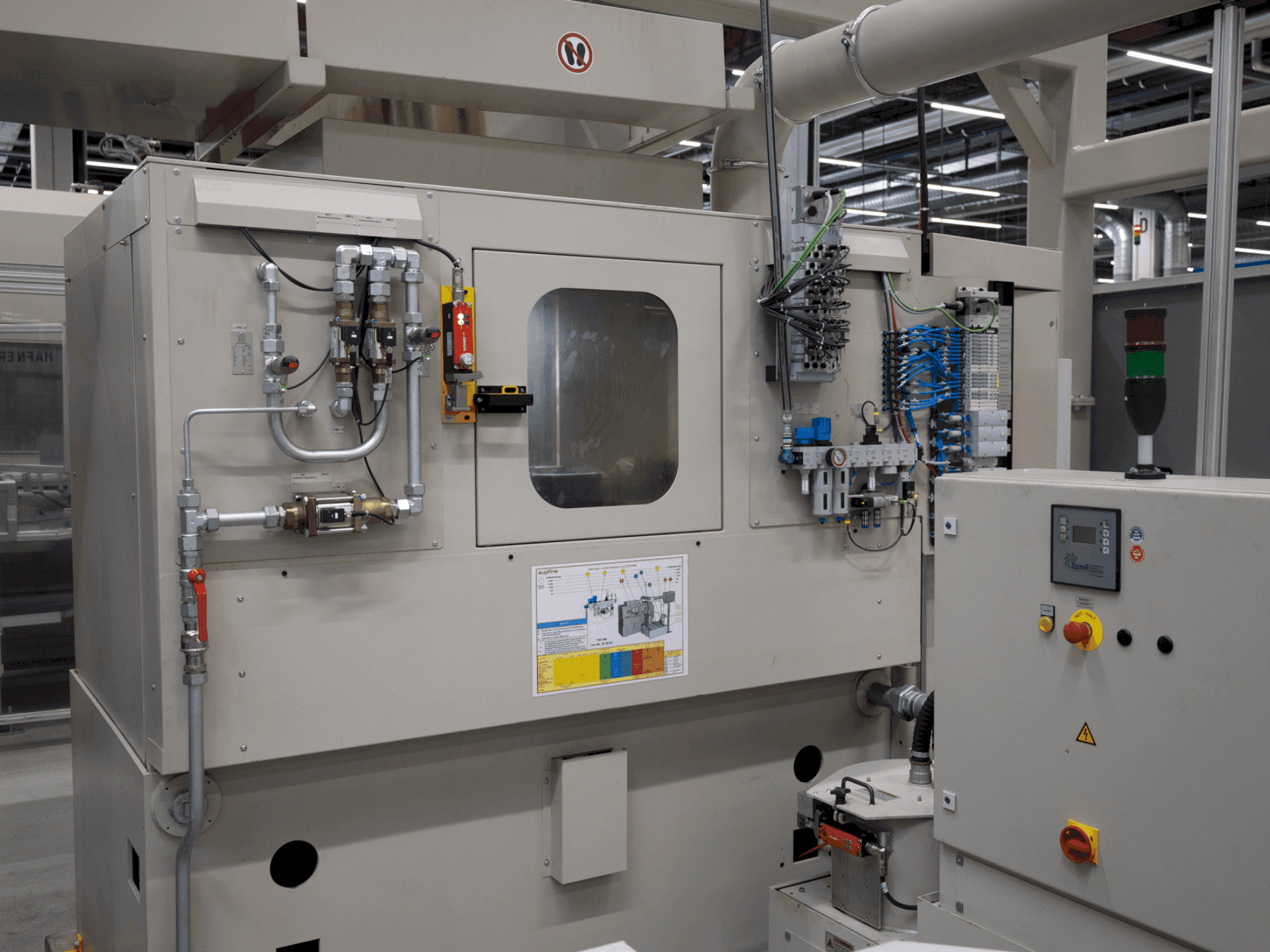 Masina SUPFINA LCM 220/4-220/3 eestvaade