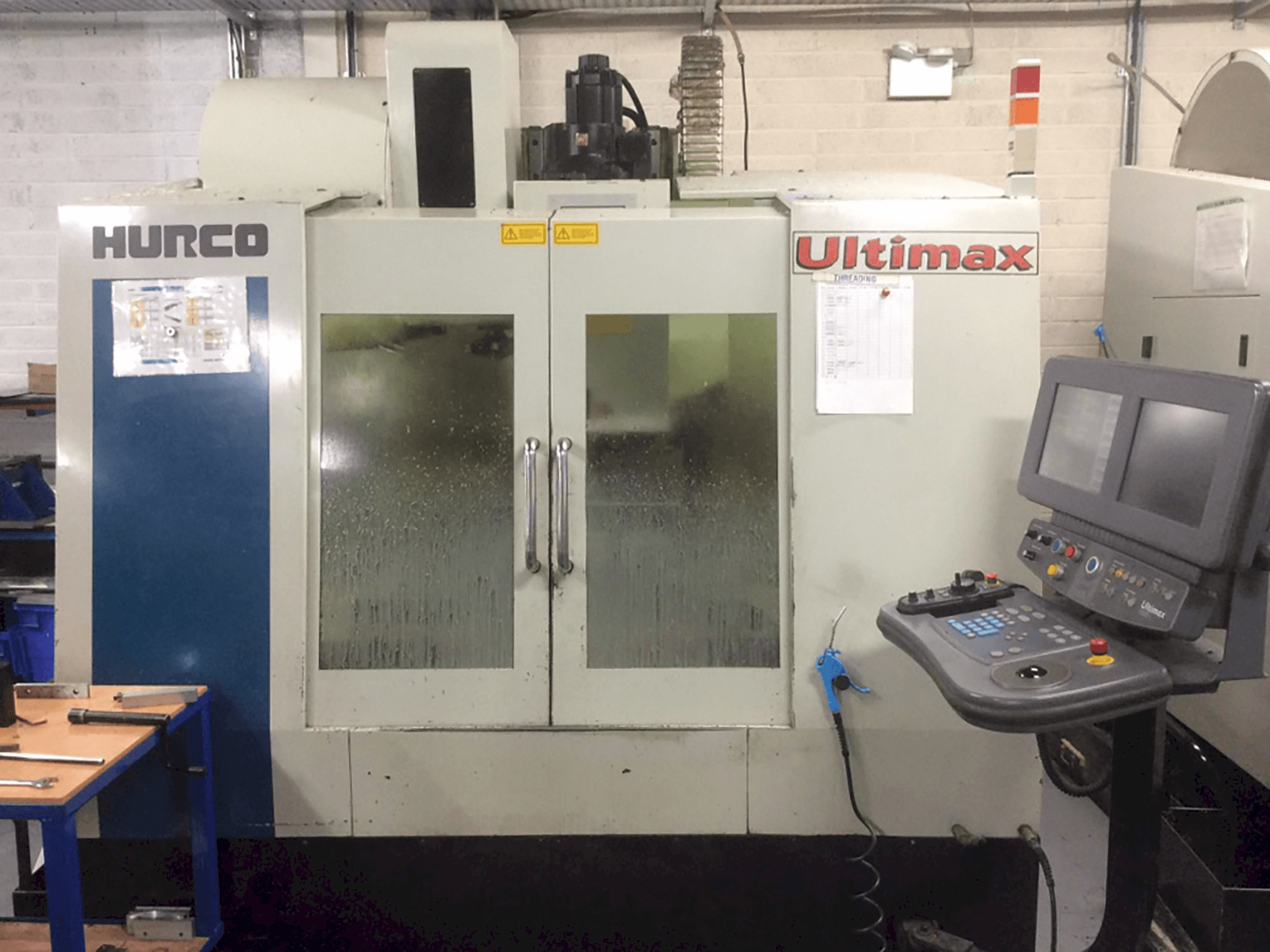 Masina Hurco Ultimax VMX30 eestvaade